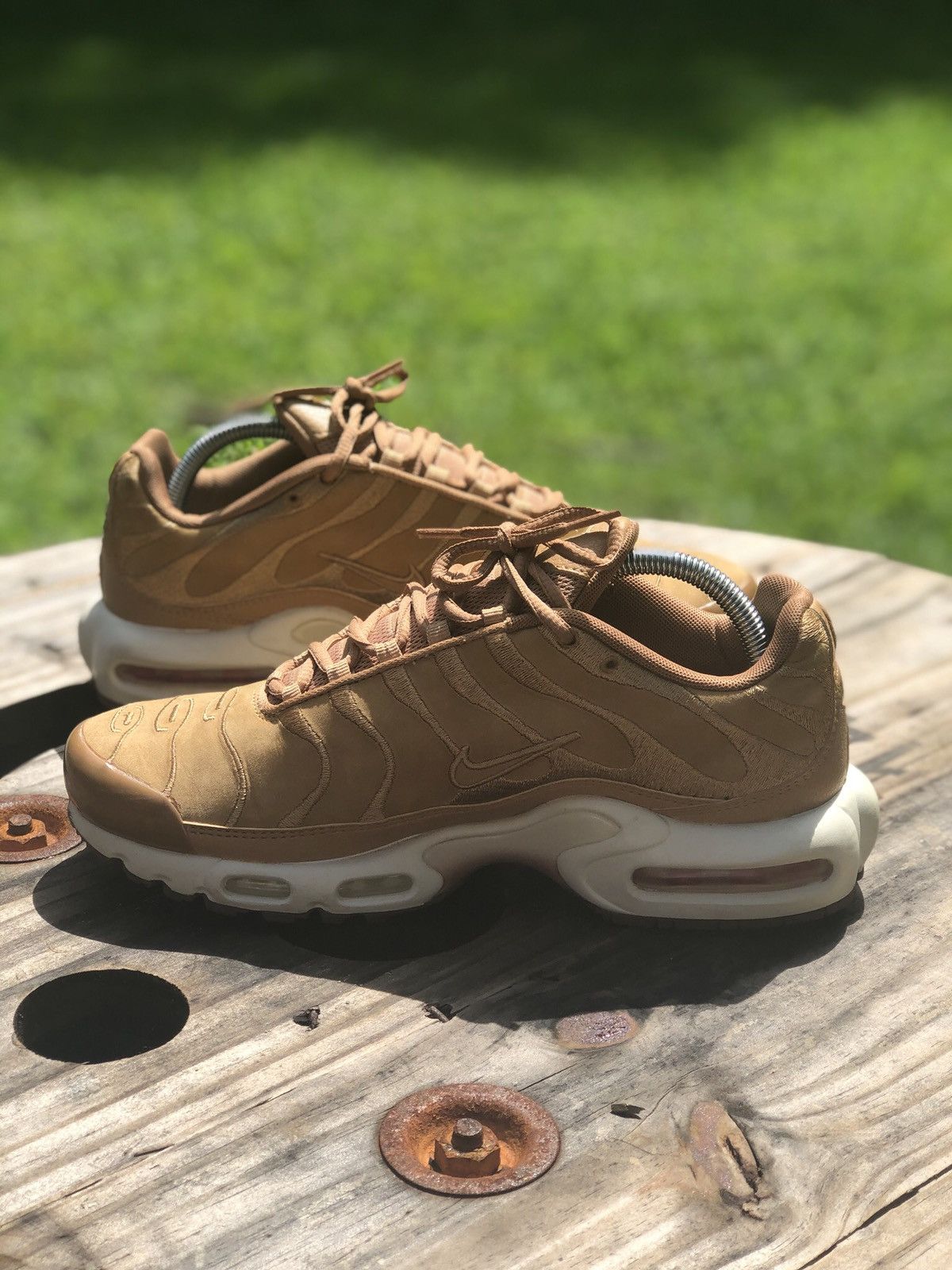 Nike Air Max TN Plus Flax 2017 Size AH9697-201