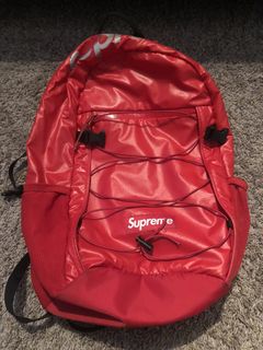 Supreme backpack hotsell fw17 red