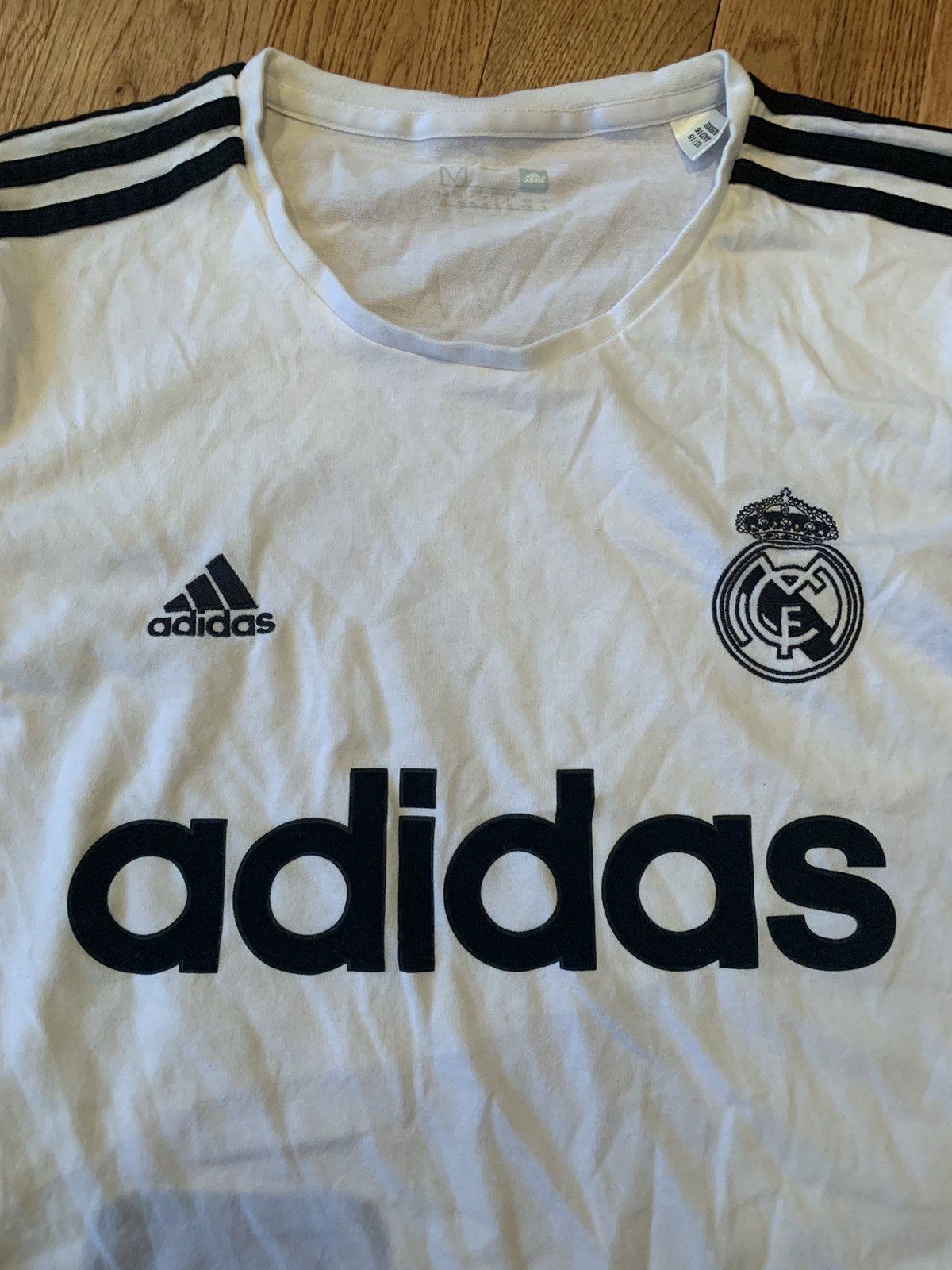 Adidas Adidas Real Madrid t shirt Size US M / EU 48-50 / 2 - 2 Thumbnail