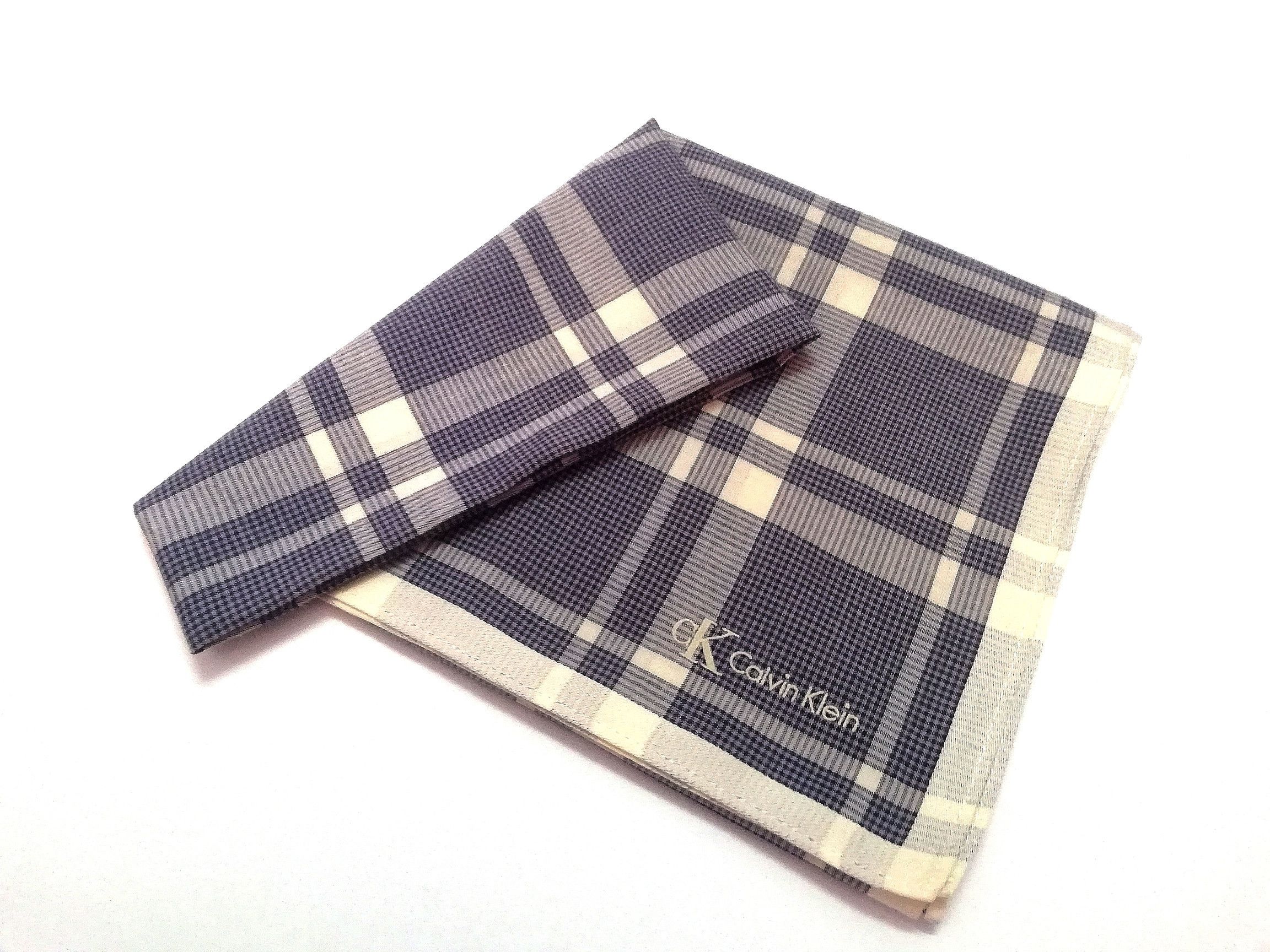 Calvin Klein Calvin Klein Handkerchief / Neckerchief / Bandana Size ONE SIZE - 2 Thumbnail