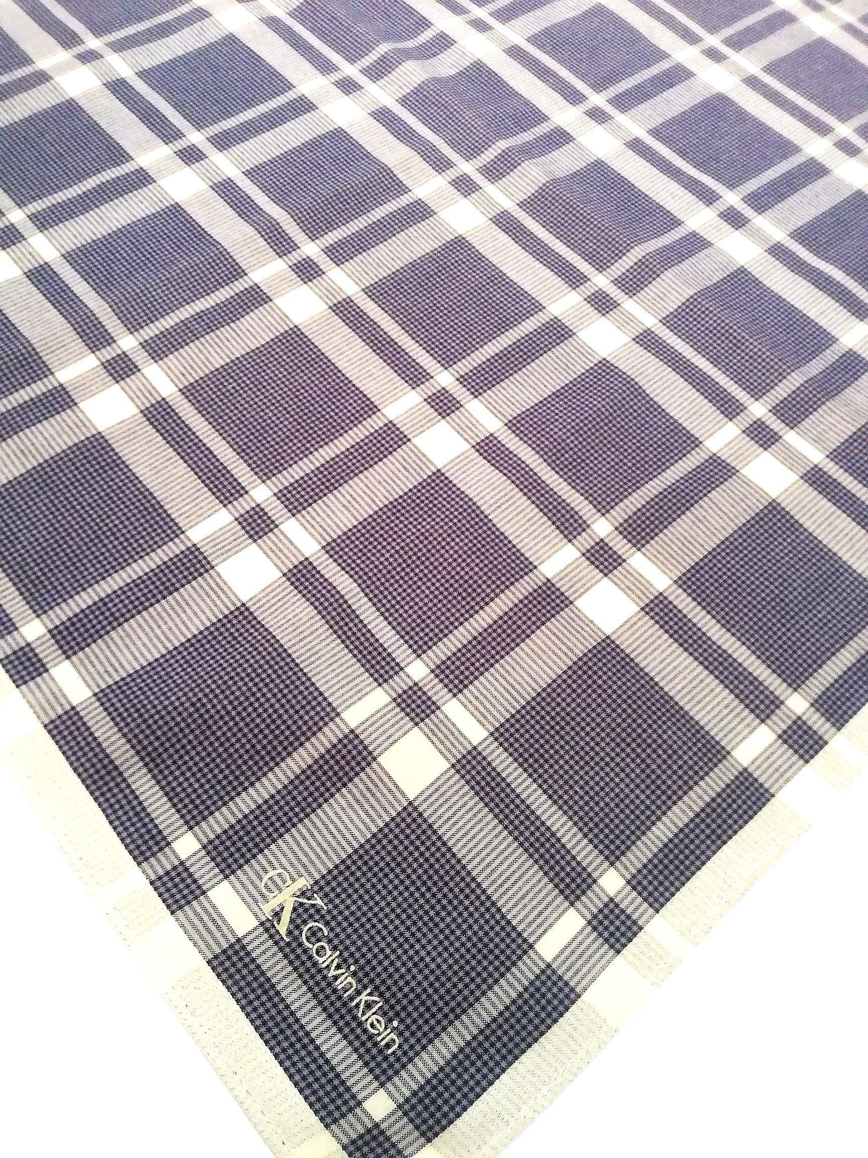 Calvin Klein Calvin Klein Handkerchief / Neckerchief / Bandana Size ONE SIZE - 5 Thumbnail