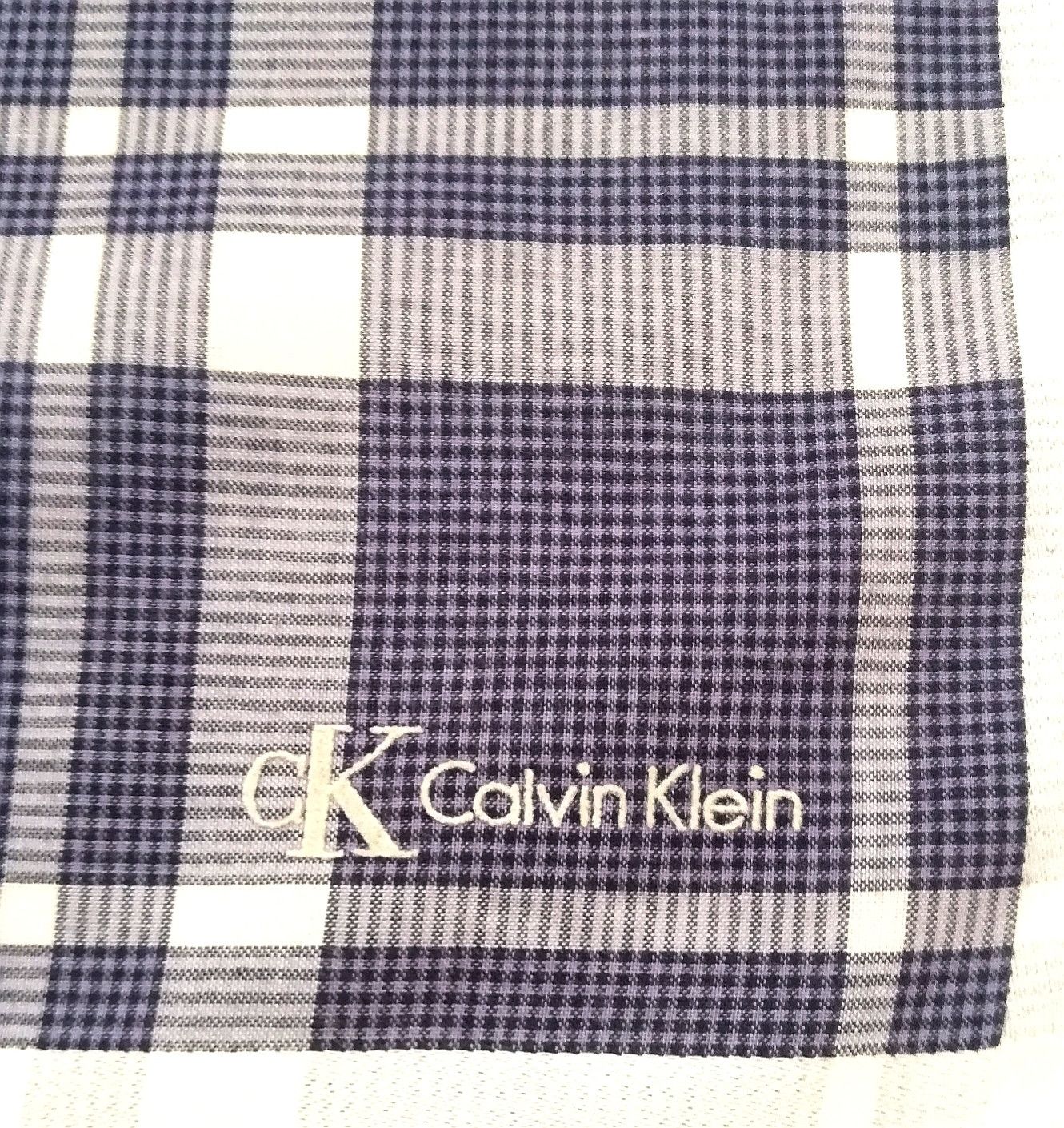 Calvin Klein Calvin Klein Handkerchief / Neckerchief / Bandana Size ONE SIZE - 6 Thumbnail