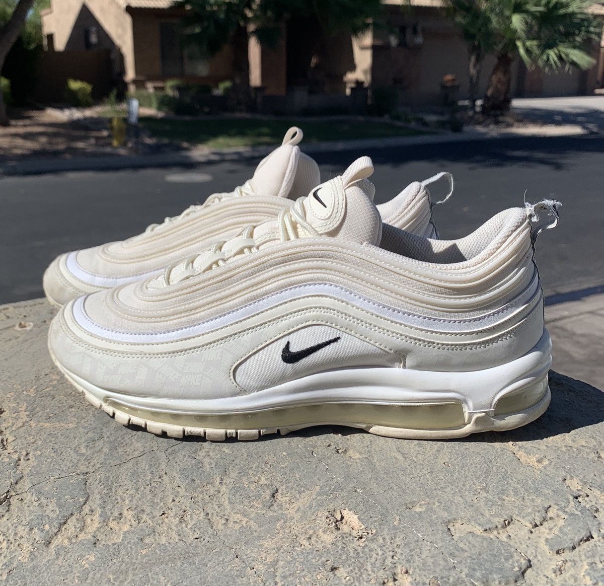 Nike air max 97 reflective logo cream hotsell