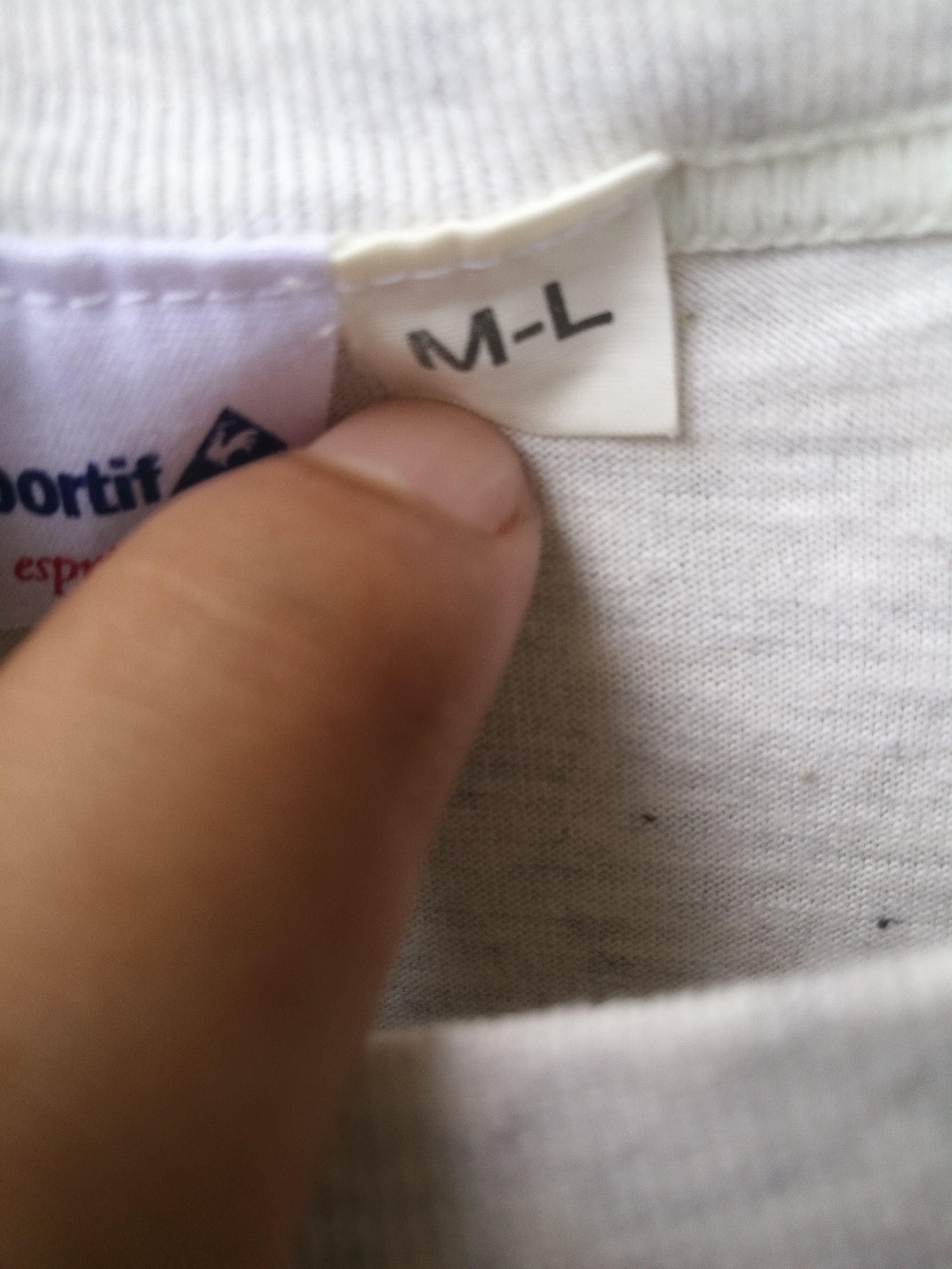 Le Coq Sportif LE COQ SPORTIF big logo Size US M / EU 48-50 / 2 - 3 Thumbnail