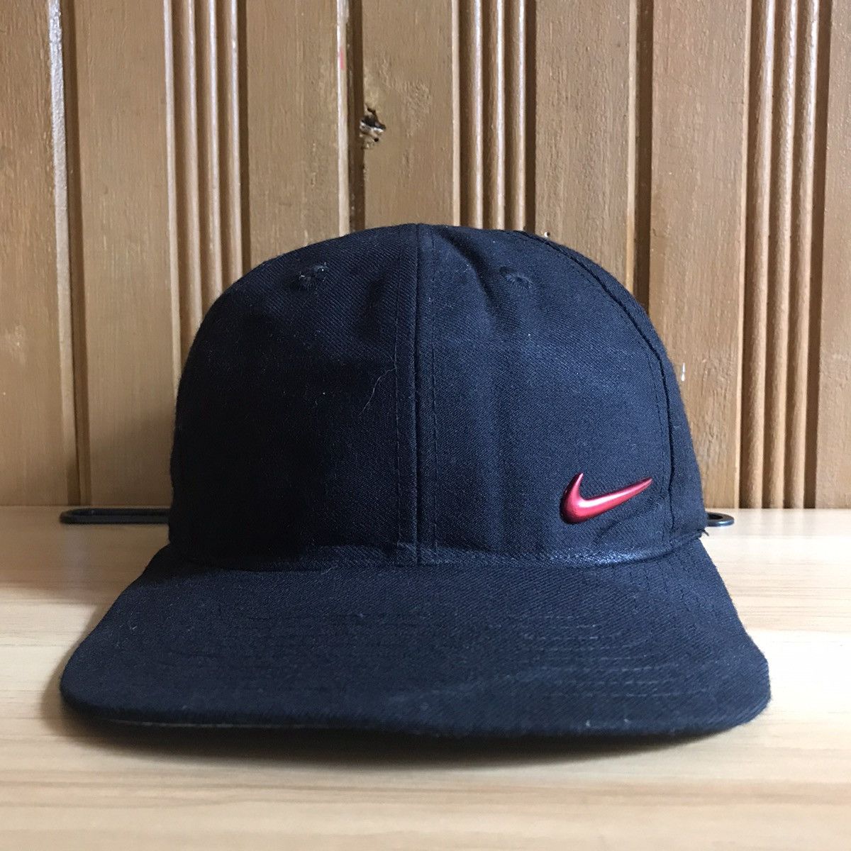 Nike × Vintage Vintage 90s Nike cap metal logo strapback rare design Size ONE SIZE - 2 Thumbnail