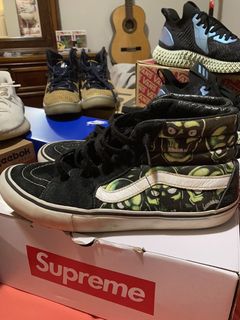 Supreme shop vans glow