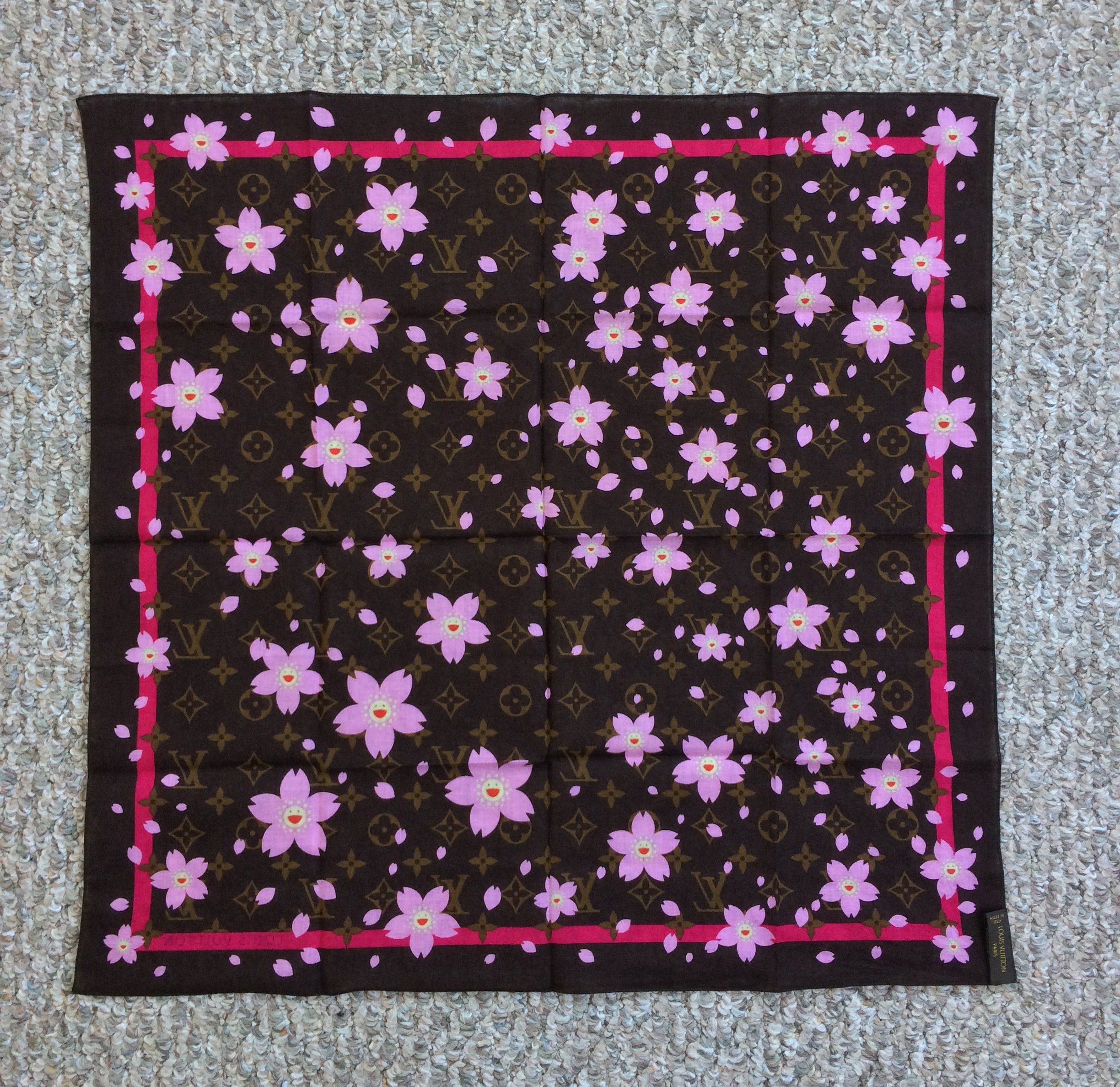 Louis Vuitton × Takashi Murakami Louis Vuitton x Murakami Cherry Blossom Monogram Scarf Size ONE SIZE - 7 Thumbnail