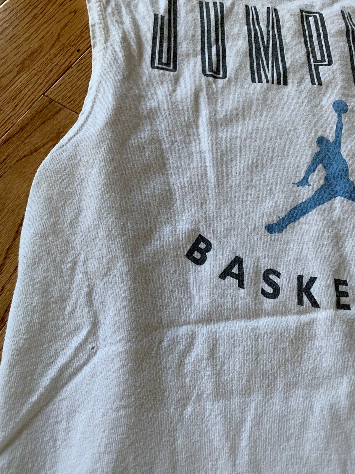 Nike Vintage Jordan jumpman nike sleeveless shirt Carolina Size US M / EU 48-50 / 2 - 6 Thumbnail