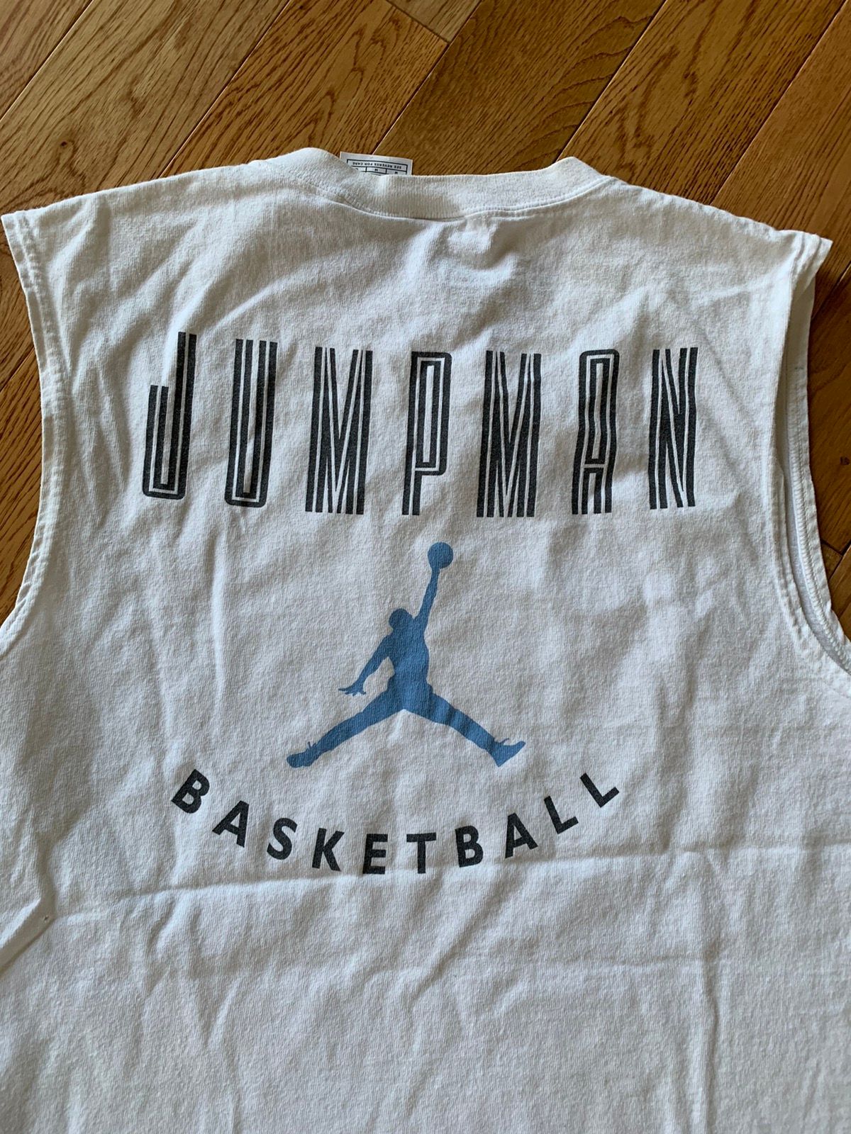 Nike Vintage Jordan jumpman nike sleeveless shirt Carolina Size US M / EU 48-50 / 2 - 5 Thumbnail