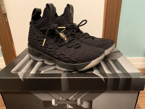 Lebron xv black online gold