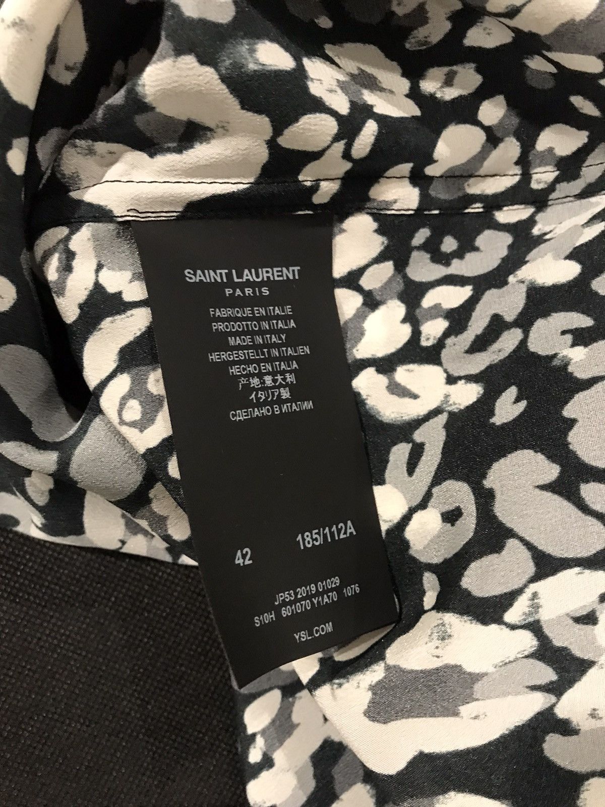 Saint Laurent Paris Saint Laurent men’s 2020 leopard print shirt. 42/16. $990 Size US L / EU 52-54 / 3 - 12 Thumbnail