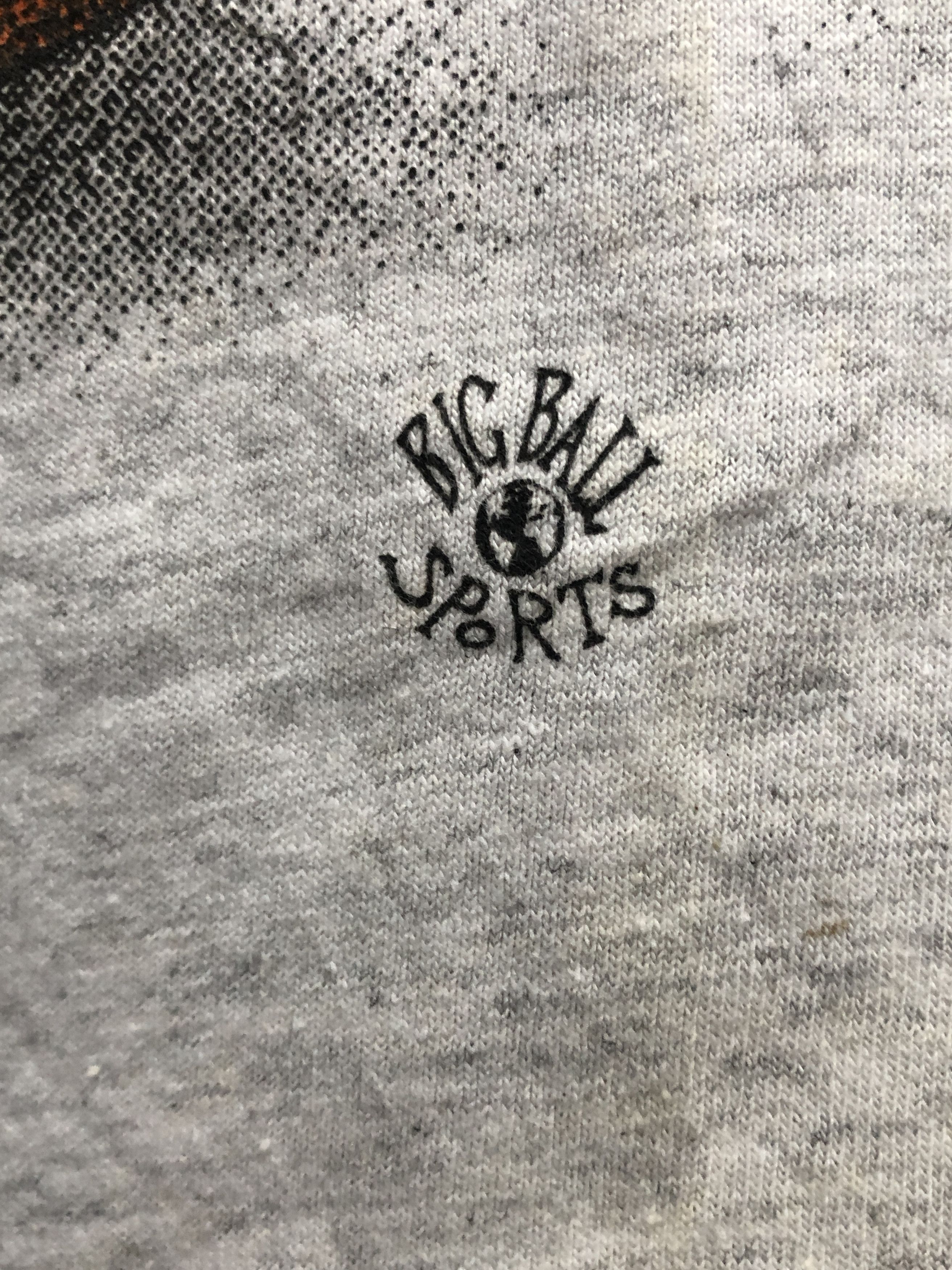 Vintage Vintage 90s Basketball Tshirt Size US M / EU 48-50 / 2 - 3 Thumbnail