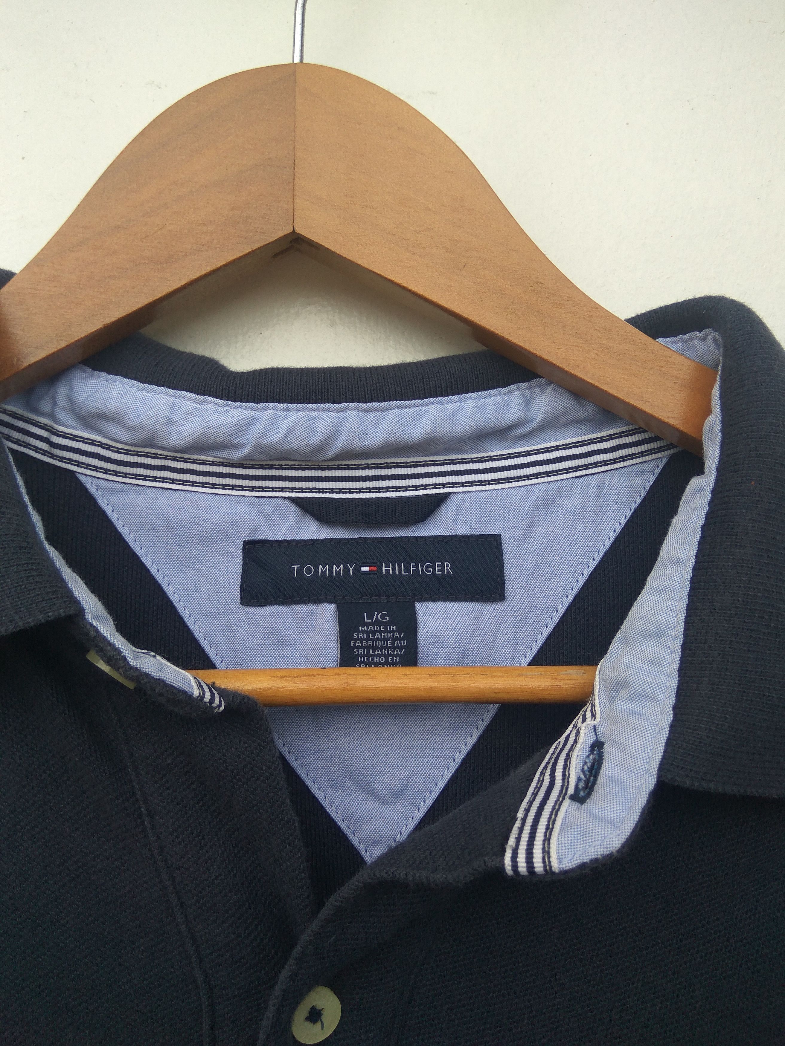 Tommy Hilfiger 🔥 Tommy Hilfiger polo t shirt small logo Size US L / EU 52-54 / 3 - 5 Thumbnail