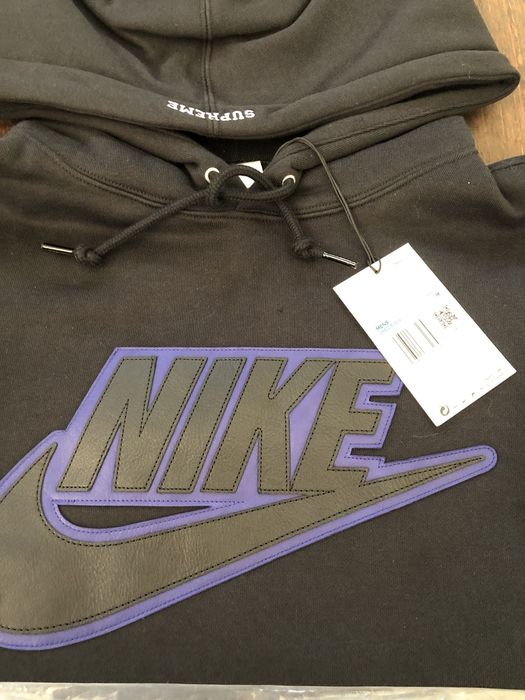 Supreme x nike leather applique online hoodie