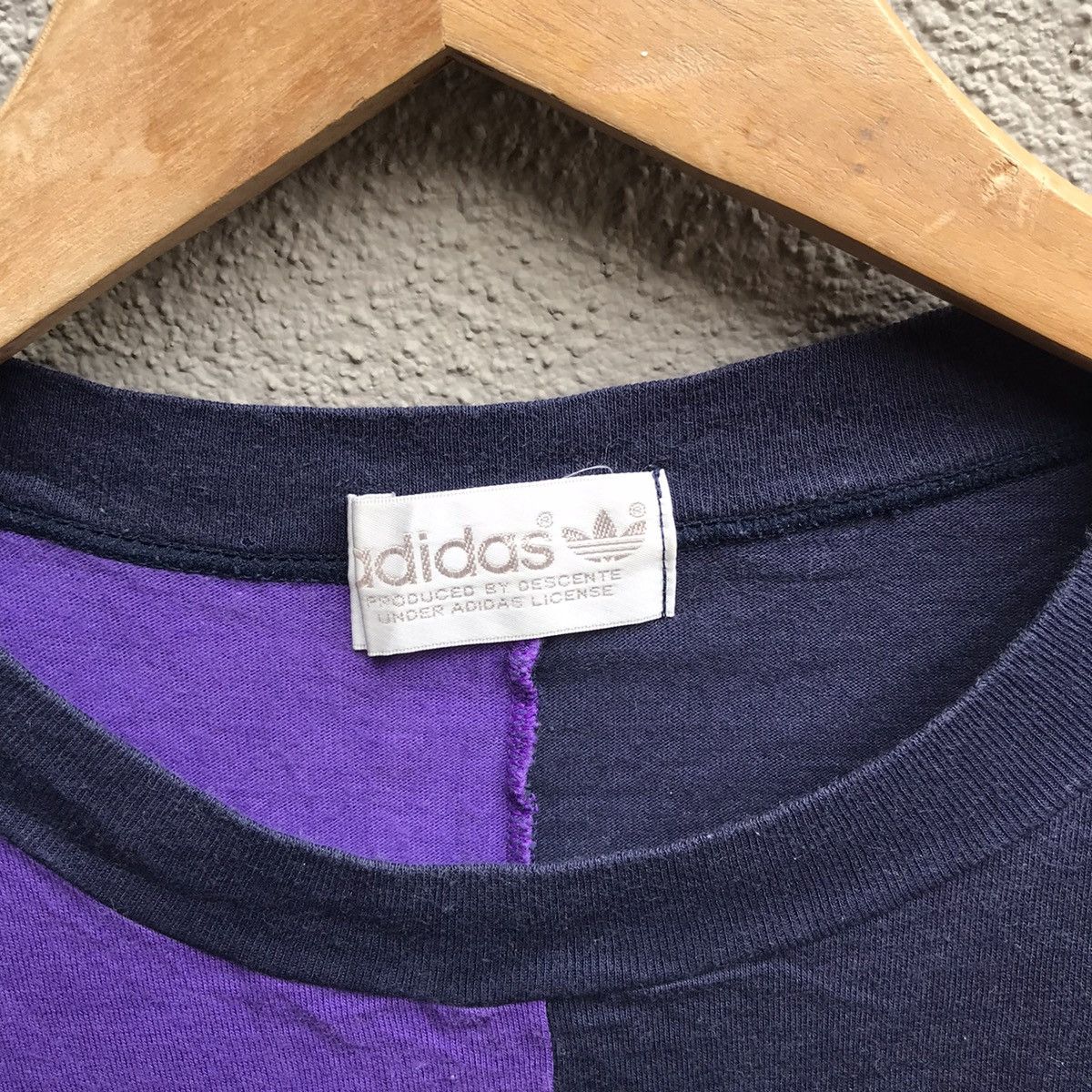 Adidas Vintage 90s ADIDAS trefoil biglogo 2 tones tee Size US L / EU 52-54 / 3 - 4 Thumbnail