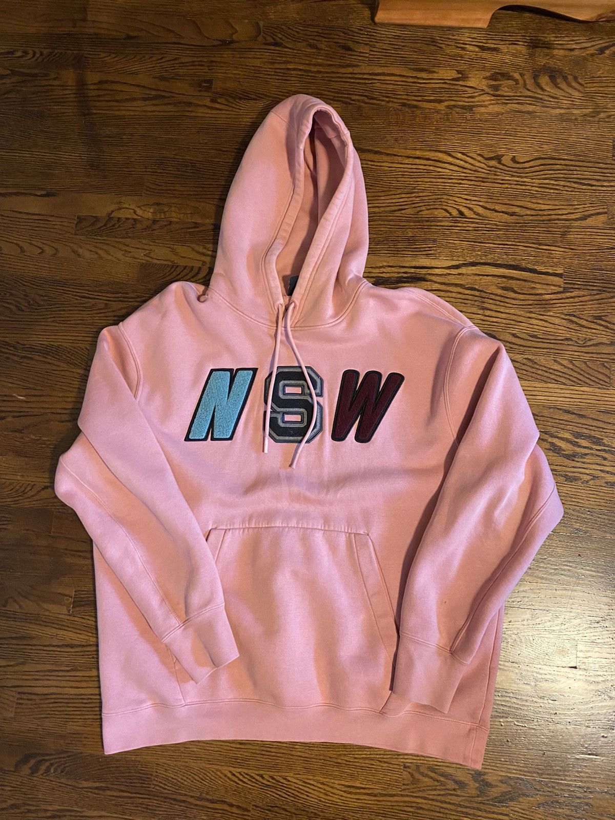 Nike Pink NSW hoodie Size US M / EU 48-50 / 2 - 1 Preview