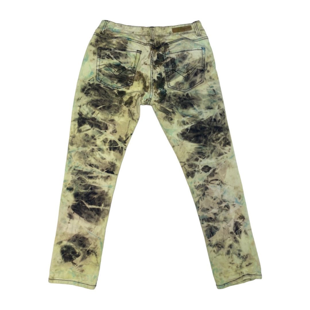 Designer × Vintage “Reptile” Tye Dye Jeans Size US 32 / EU 48 - 2 Thumbnail