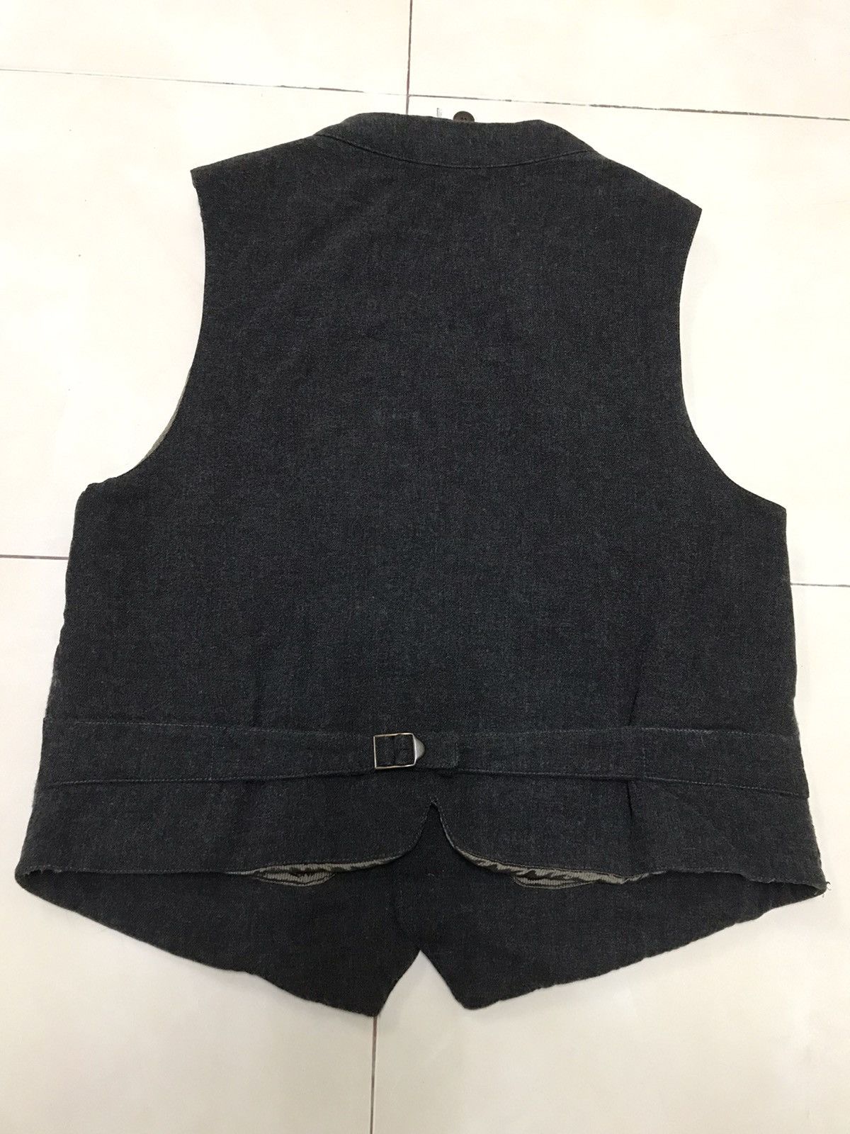 Giorgio Armani 🔥🔥STEALS♥️♥️!!!GIORGIO ARMANI VEST VINTAGE Size 36S - 2 Thumbnail