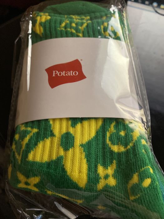 Imran Potato - Green/Yellow 'LV' Logo Knit Socks – eluXive