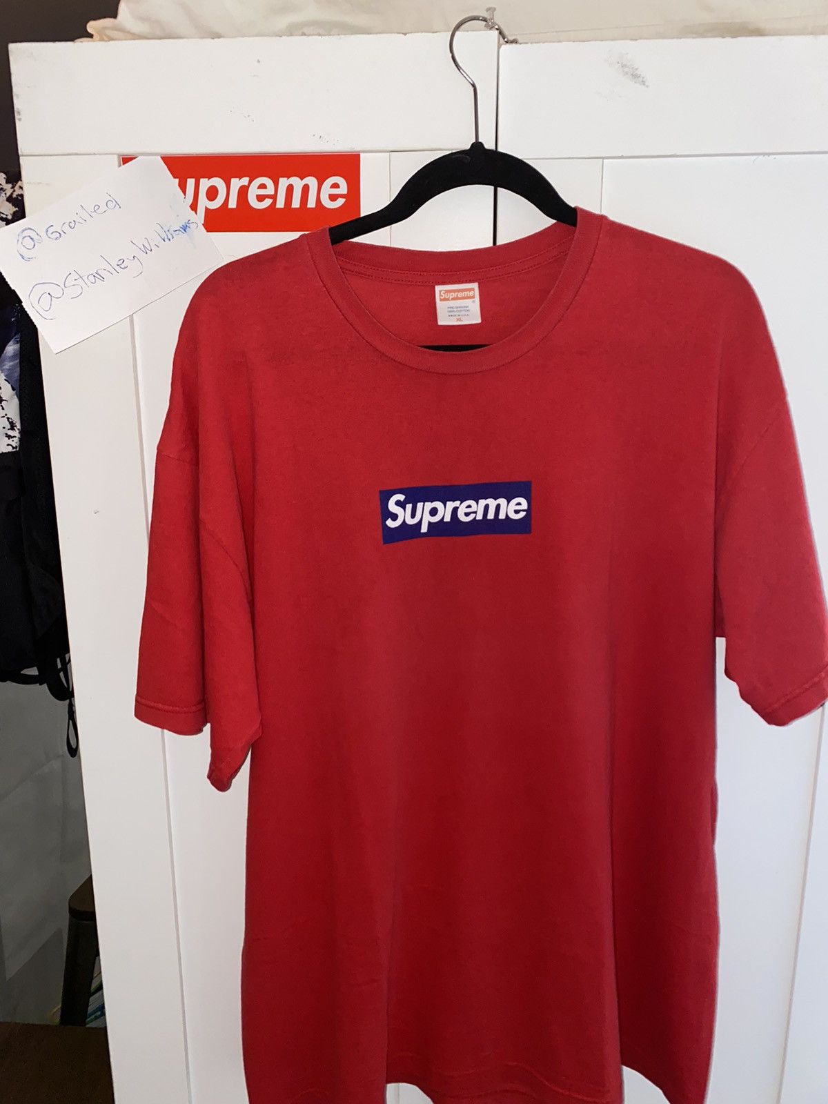 Supreme red on red box best sale logo tee