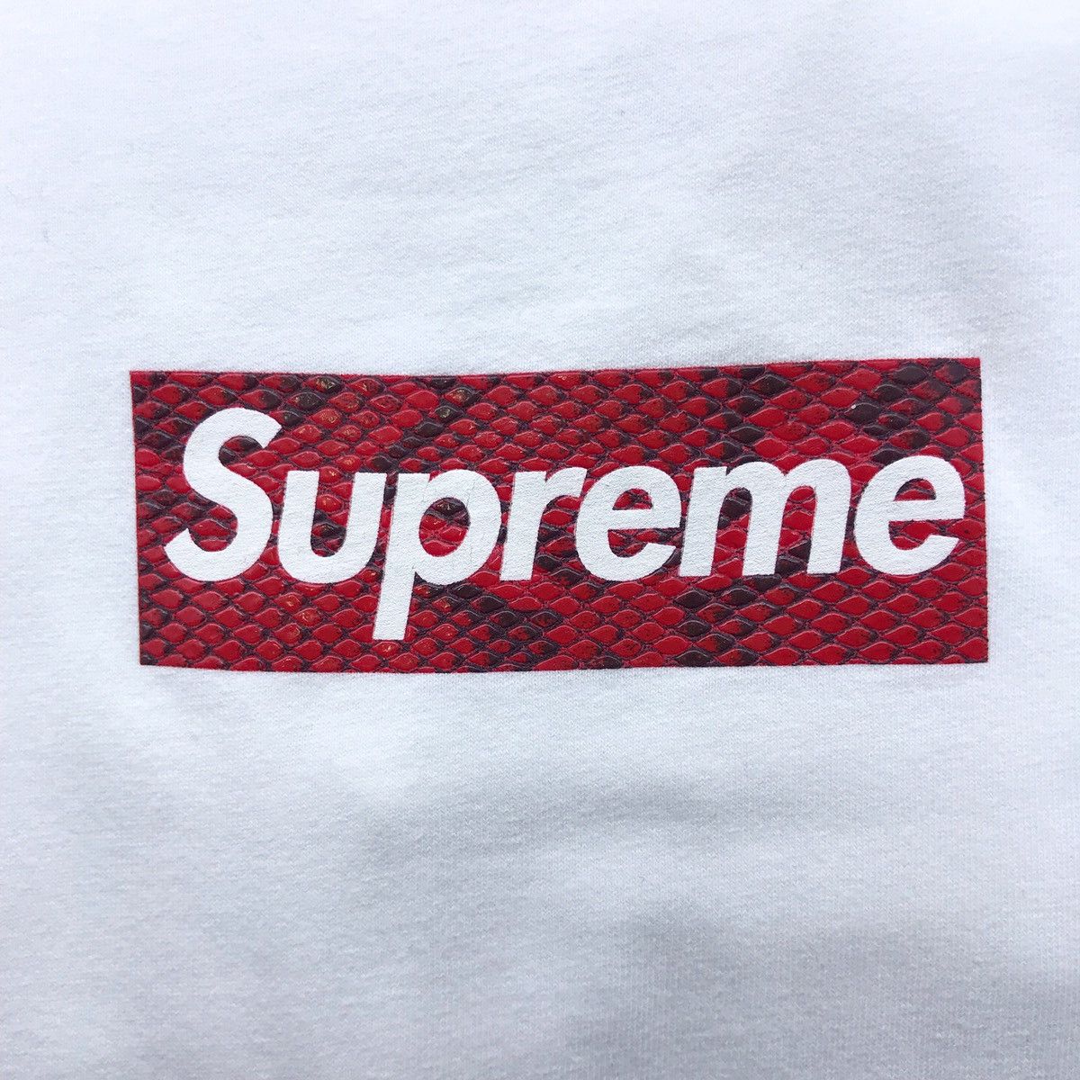 Supreme 2006 Supreme Harajuku Opening Box Logo Tee T-Shirt SnakeSkin Size US XL / EU 56 / 4 - 2 Thumbnail