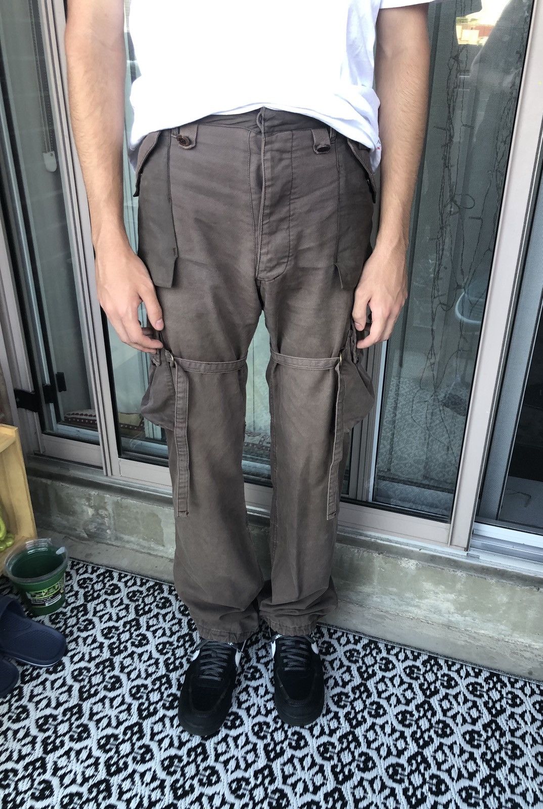 Maison MIHARA YASUHIRO Miharayasuhiro Brown Reconstructed Bondage Cargo Pant (M) Size US 34 / EU 50 - 1 Thumbnail