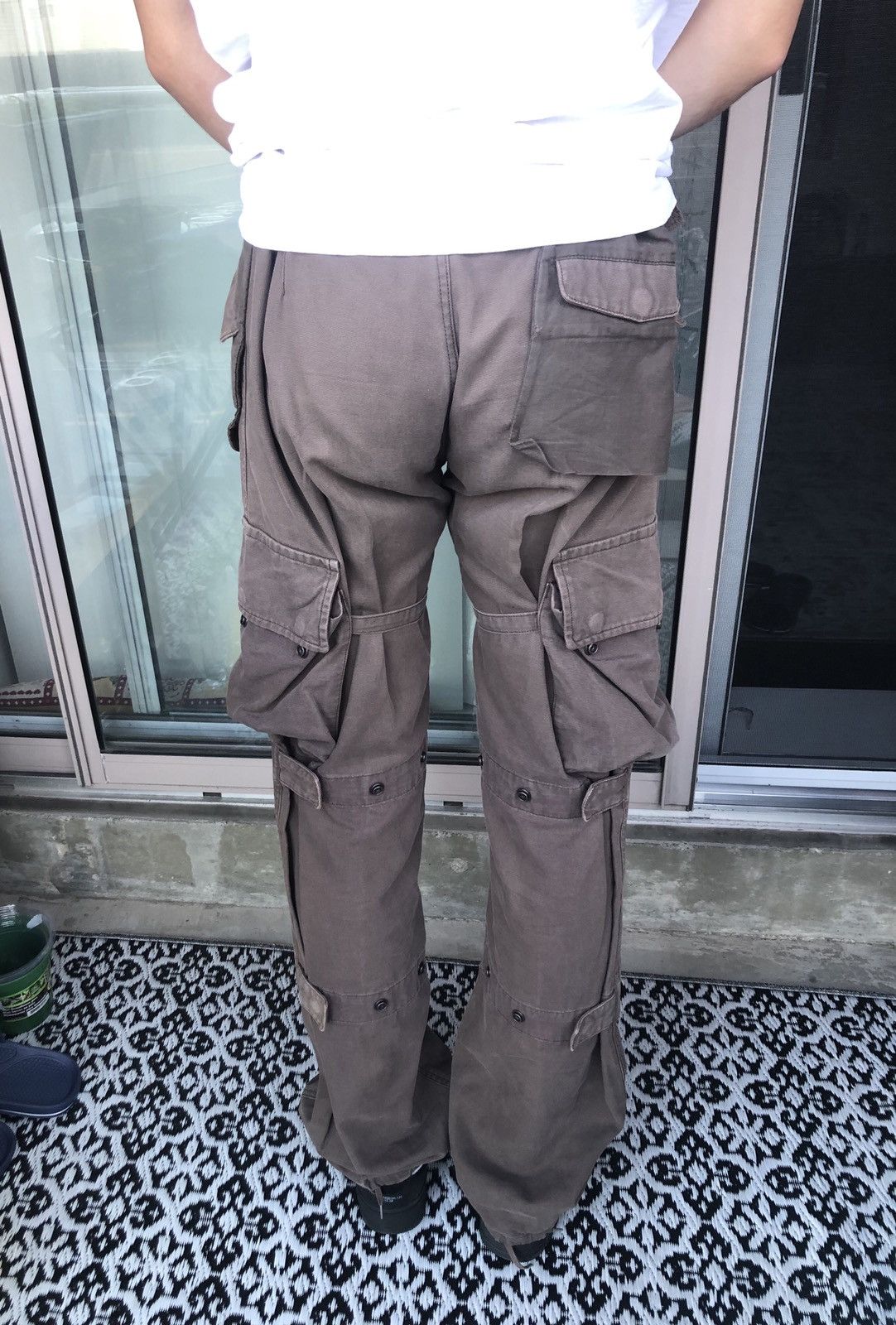 Maison MIHARA YASUHIRO Miharayasuhiro Brown Reconstructed Bondage Cargo Pant (M) Size US 34 / EU 50 - 3 Thumbnail