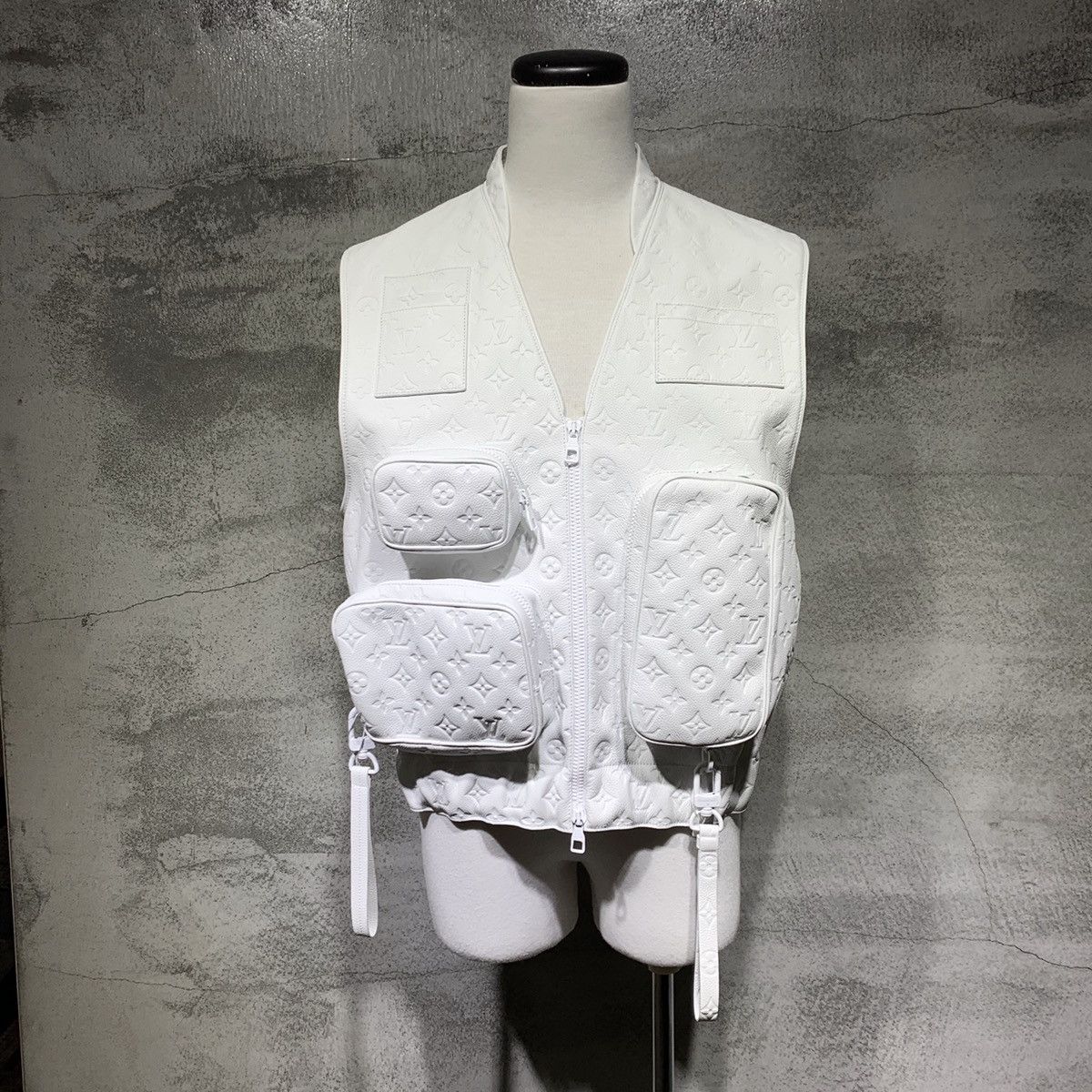 Shop Louis Vuitton Street Style Plain Luxury Vests & Gillets (1A9IUB) by  LesAiles