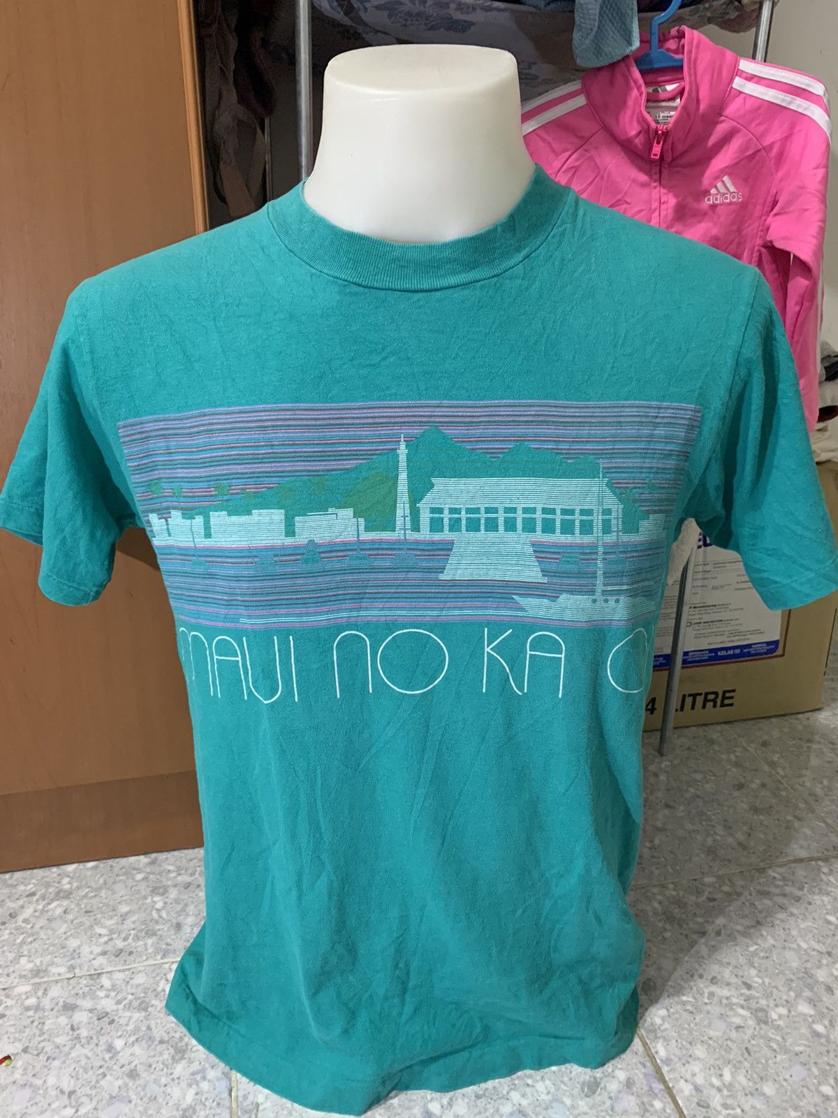 Other Maui vintage 80s Size US M / EU 48-50 / 2 - 1 Thumbnail
