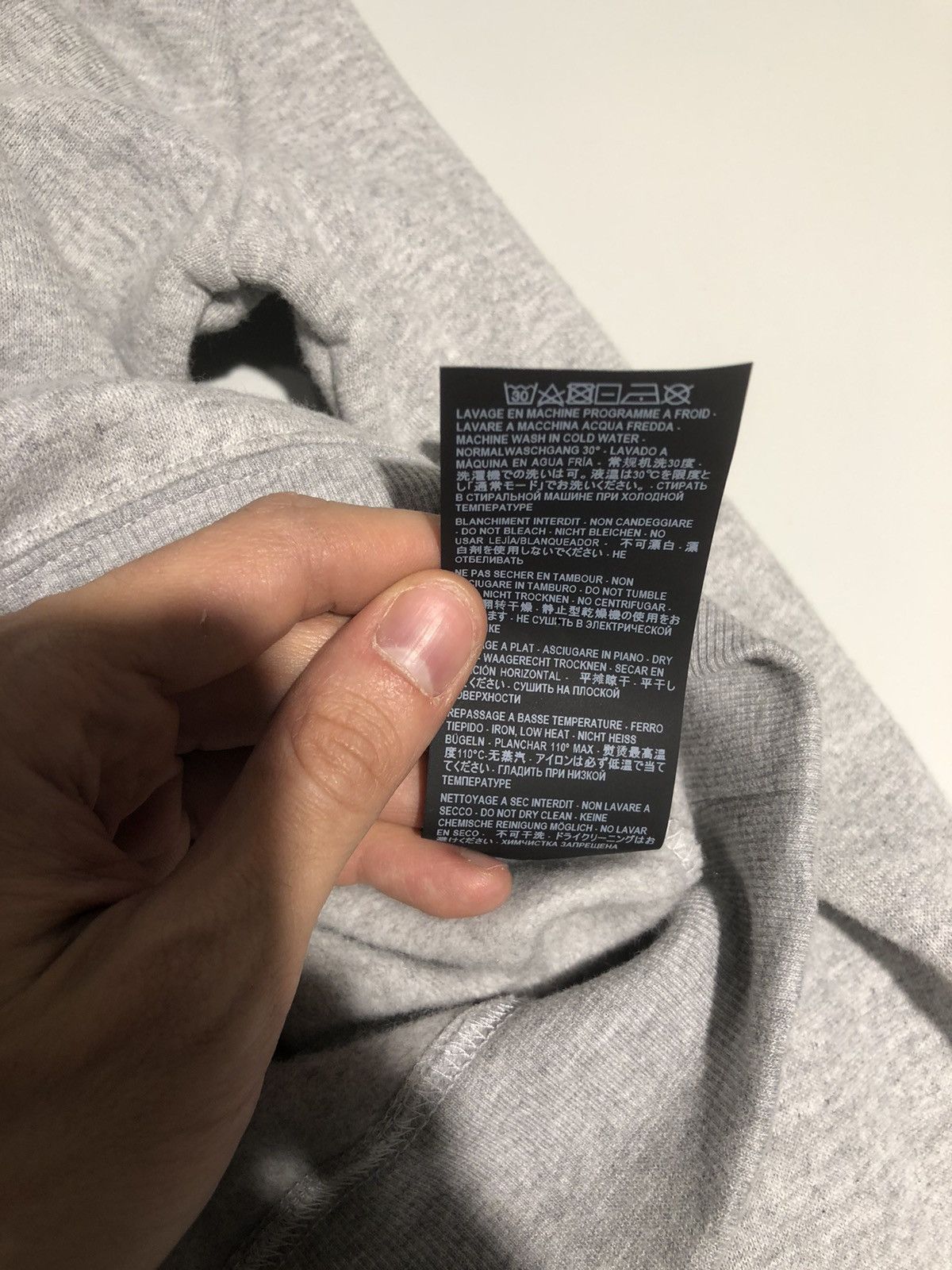 Saint Laurent Paris Saint Laurent Malibu Logo Sweatshirt Size US M / EU 48-50 / 2 - 5 Thumbnail