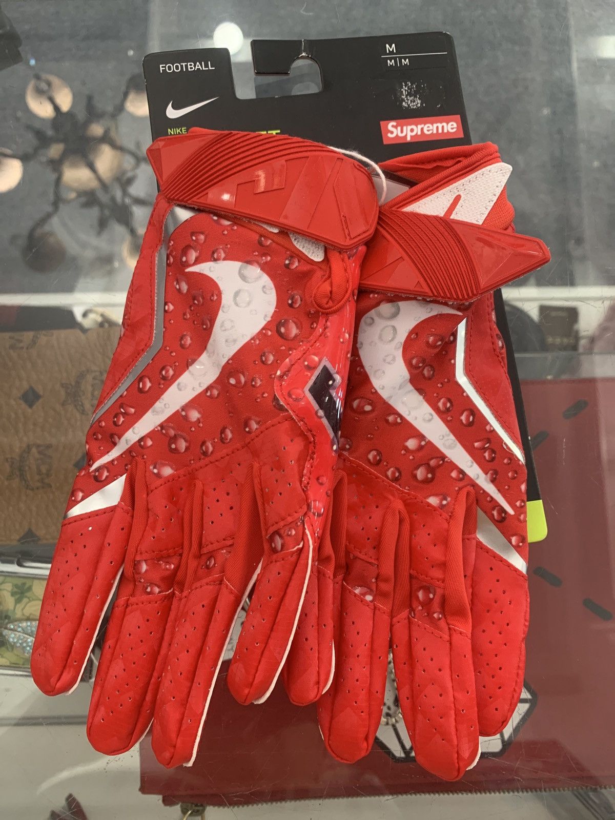 Supreme Nike Vapor Jet 4.0 Football Gloves Red