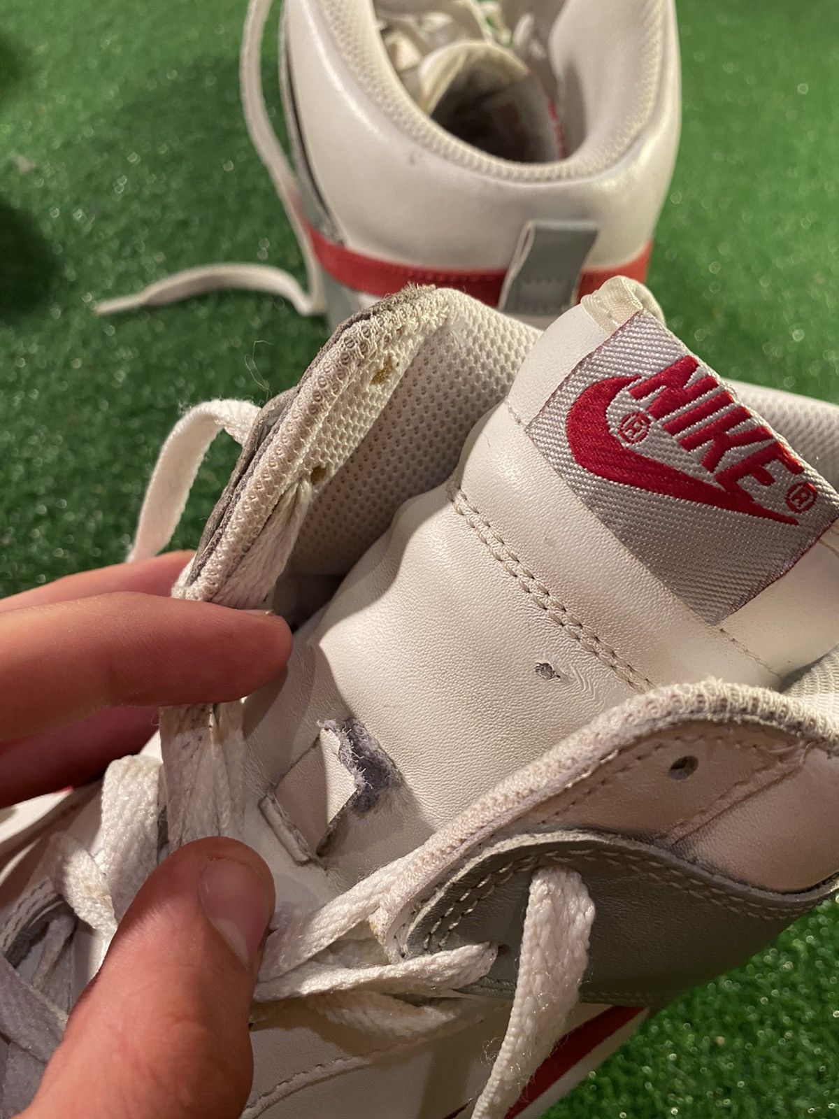Nike VINTAGE RARE NIKE Dunk HighSilver Varsity Red White Size US 13 / EU 46 - 12 Thumbnail