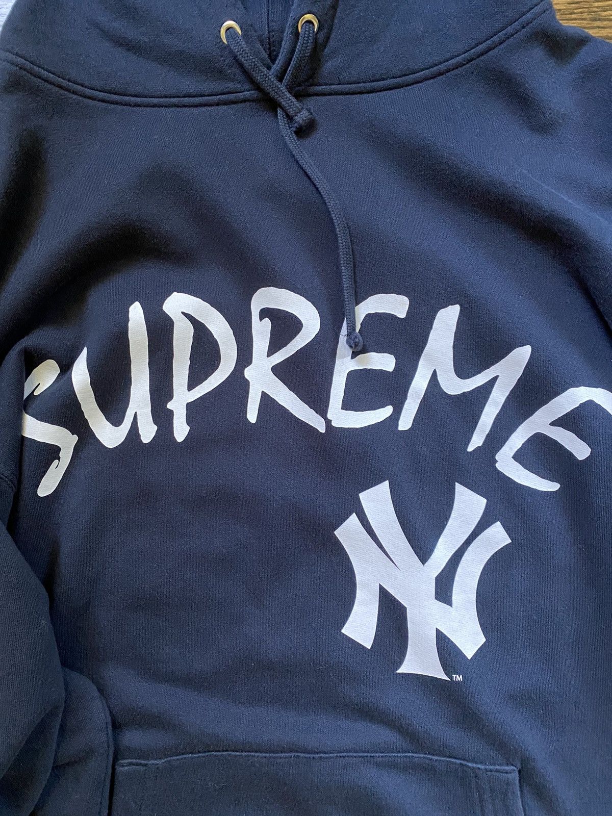 Supreme Yankees Hoodie Size US XL / EU 56 / 4 - 3 Thumbnail