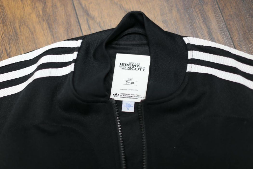 Adidas originals obyo x jeremy scott x on sale kenny scharf varsity jacket