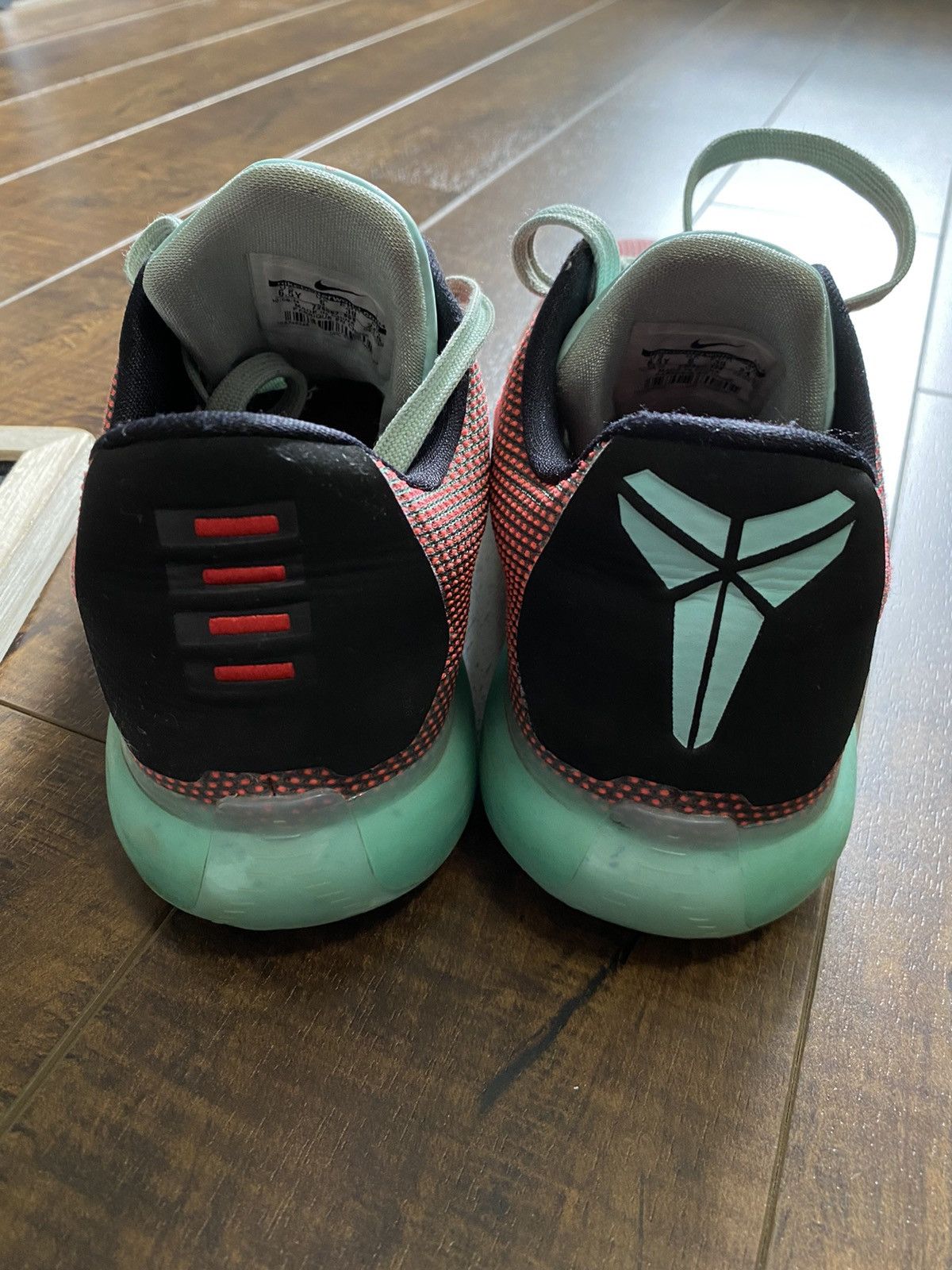 Nike Nike Kobe V Elite Gamma Size 6.5 Kids Size US 6.5 / EU 39-40 - 6 Thumbnail