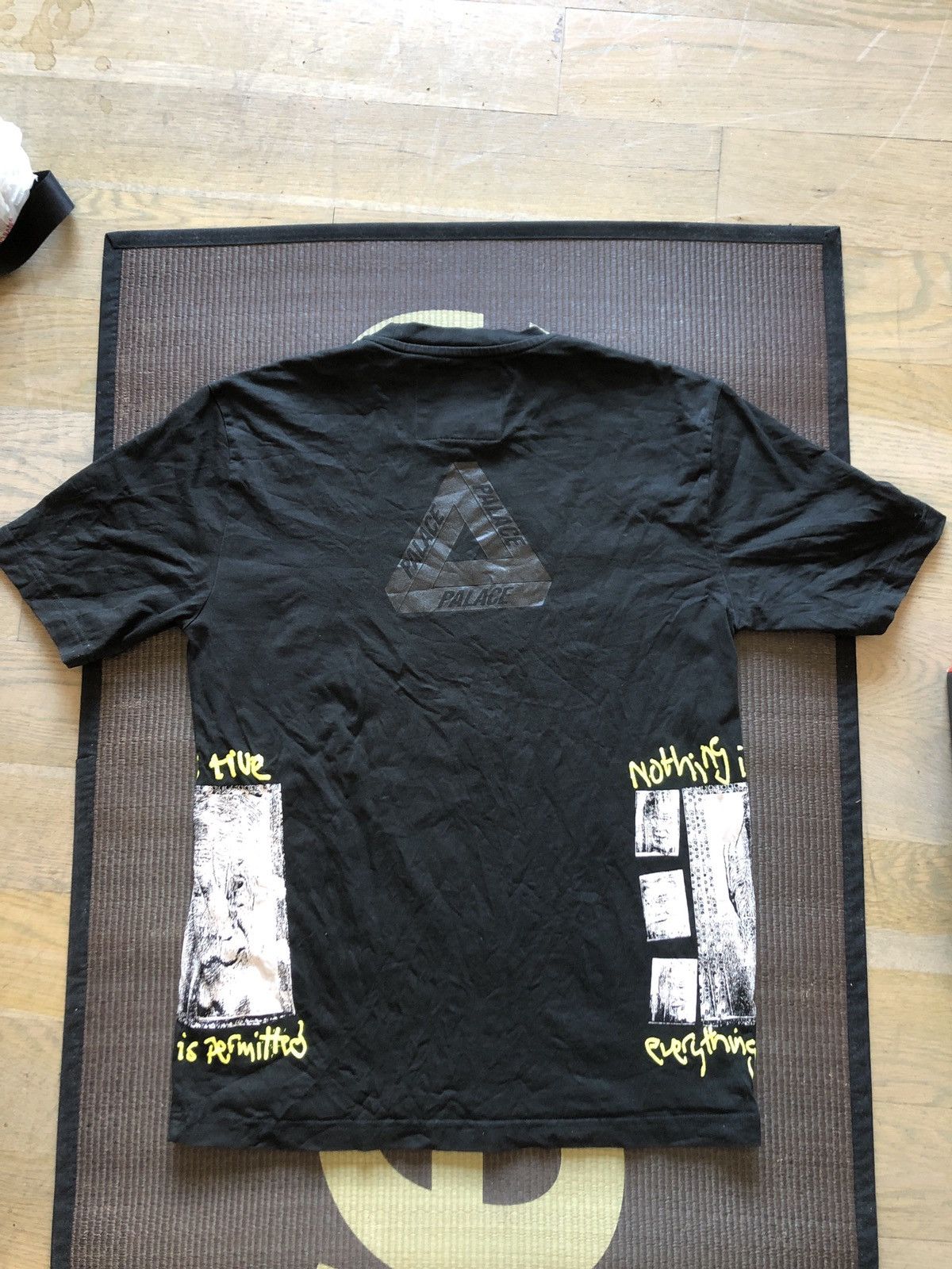 Palace Anarchic T-Shirt Humanity Fluro - Palace Anarchic