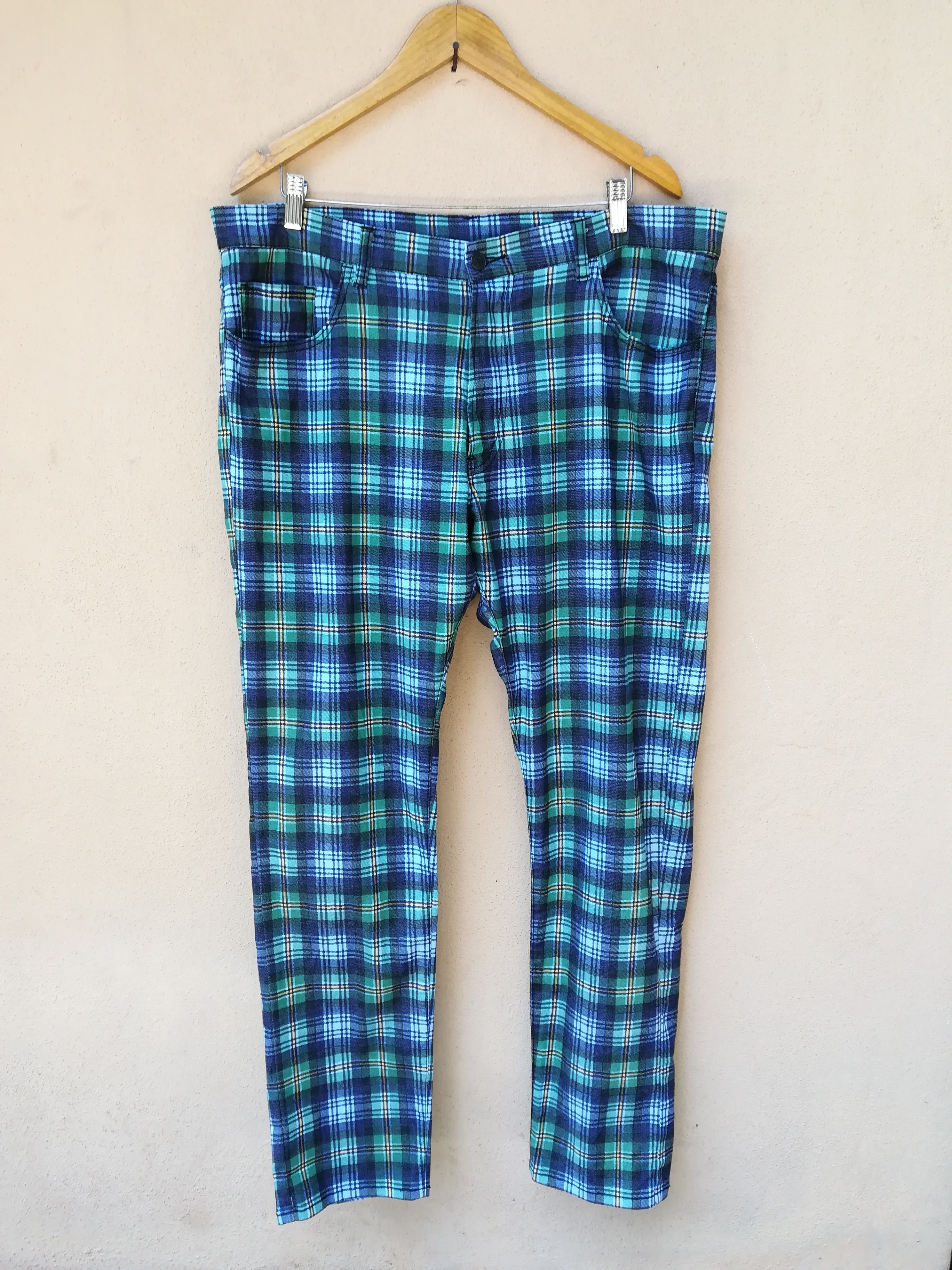 Japanese Brand × Uniqlo Japanese brand Uniqlo Checkered Tartan Punk Trousers Pants Size US 38 / EU 54 - 1 Thumbnail