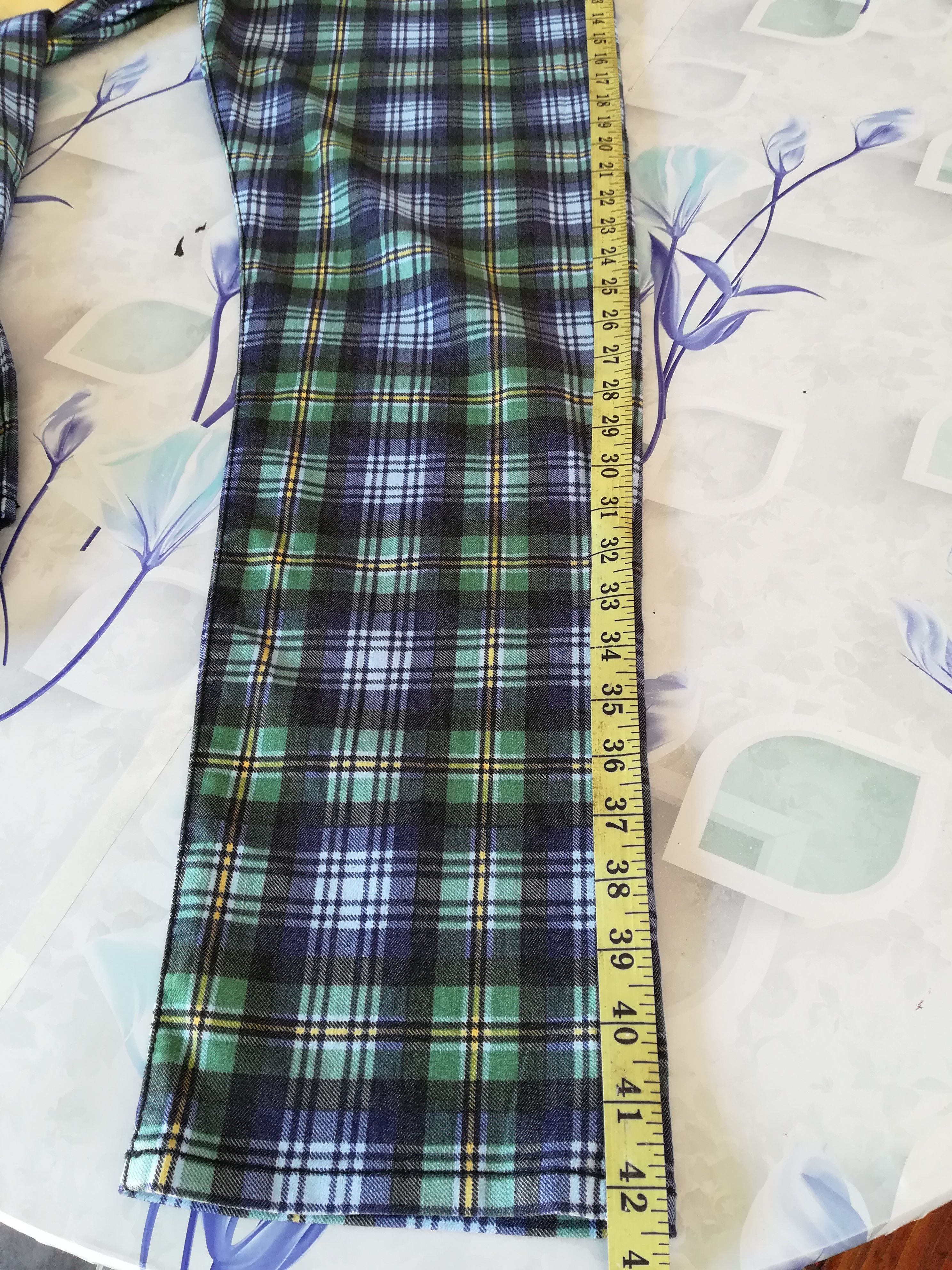 Japanese Brand × Uniqlo Japanese brand Uniqlo Checkered Tartan Punk Trousers Pants Size US 38 / EU 54 - 7 Thumbnail