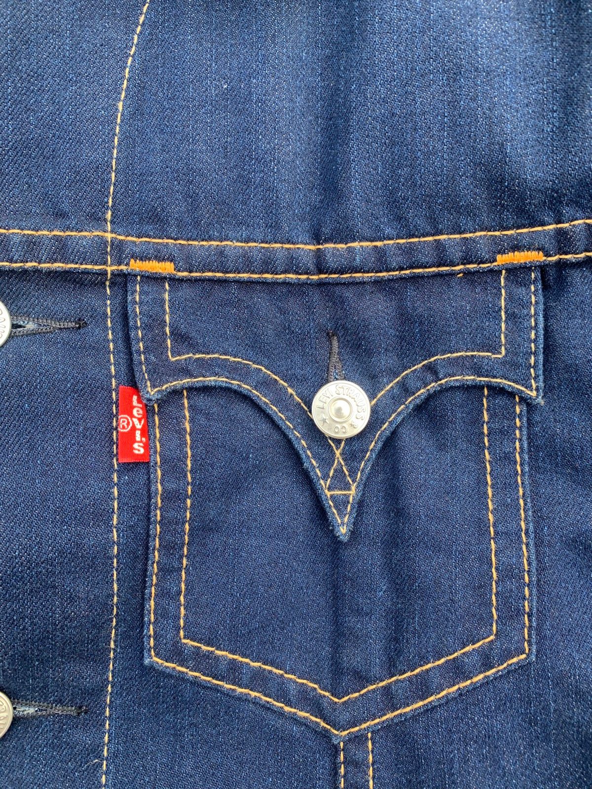 Levi's Vintage Style Levi’s Type 1 Iconic Denim Jean Trucker Jacket Size US L / EU 52-54 / 3 - 3 Thumbnail