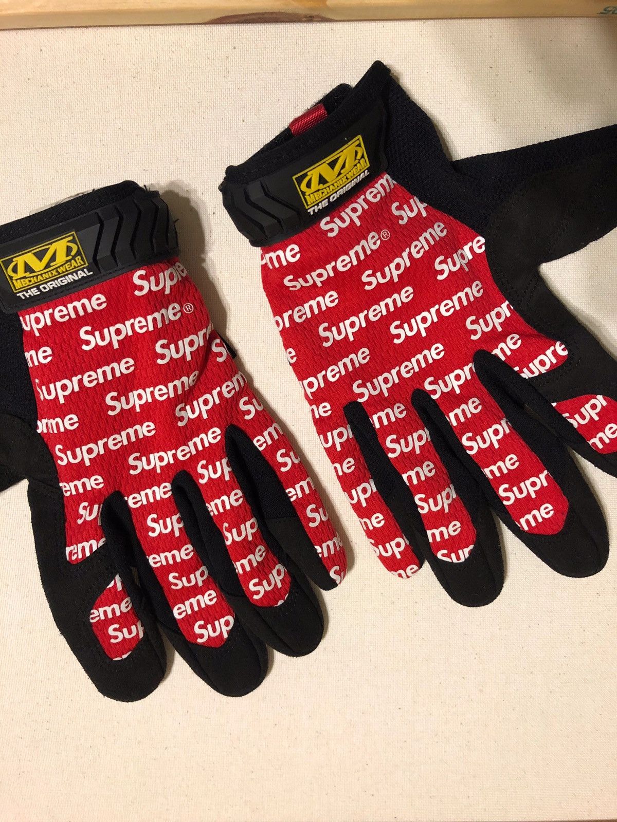 Supreme Mechanix Wear Gloves Red - SS17 - US