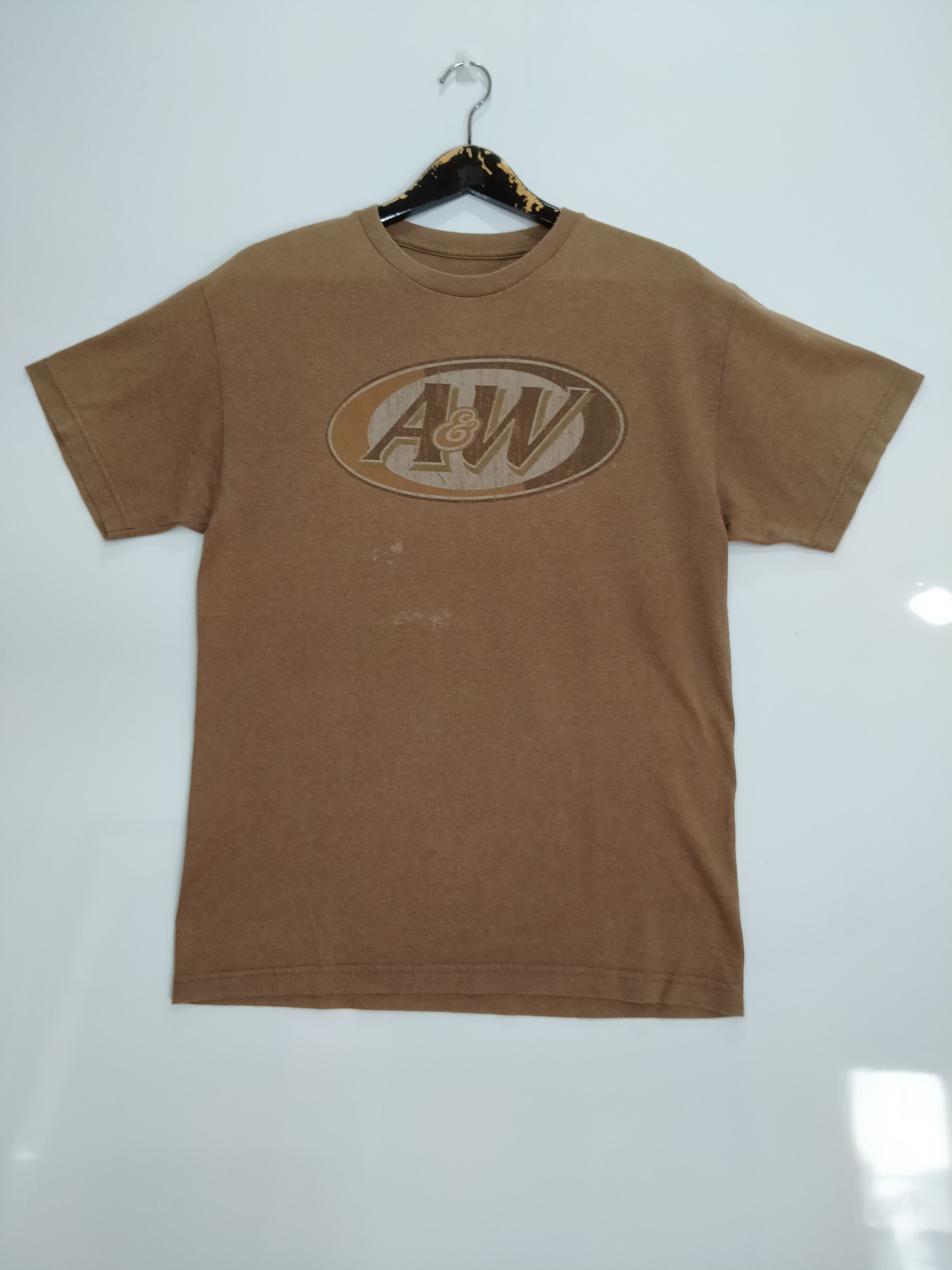 Brand × Made In Usa × Other A & W t shirt | Grailed