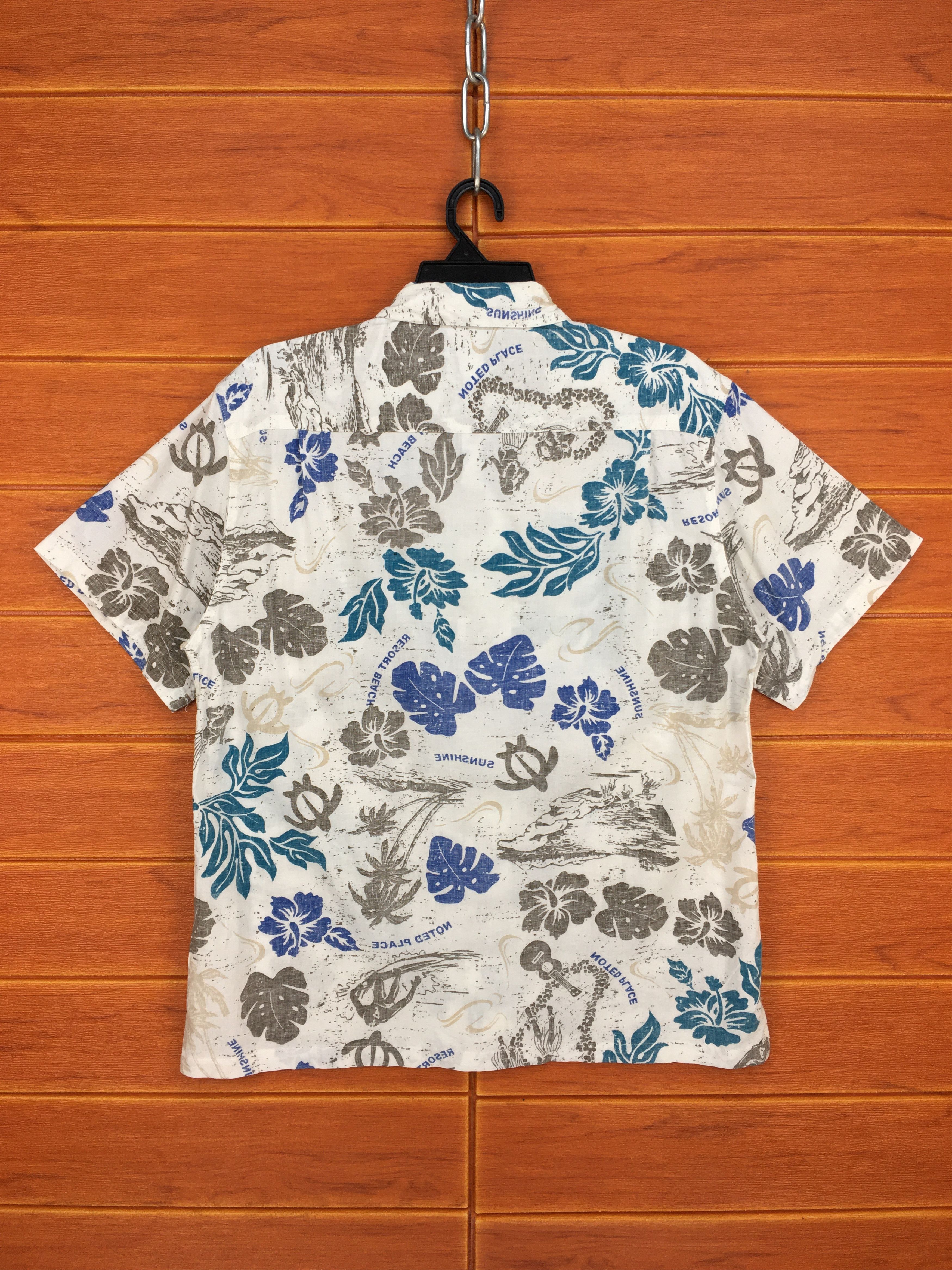 Japanese Brand Japanese Hawaiian ROUSHATTE Reverse Print Flowers Hula Size US M / EU 48-50 / 2 - 7 Thumbnail