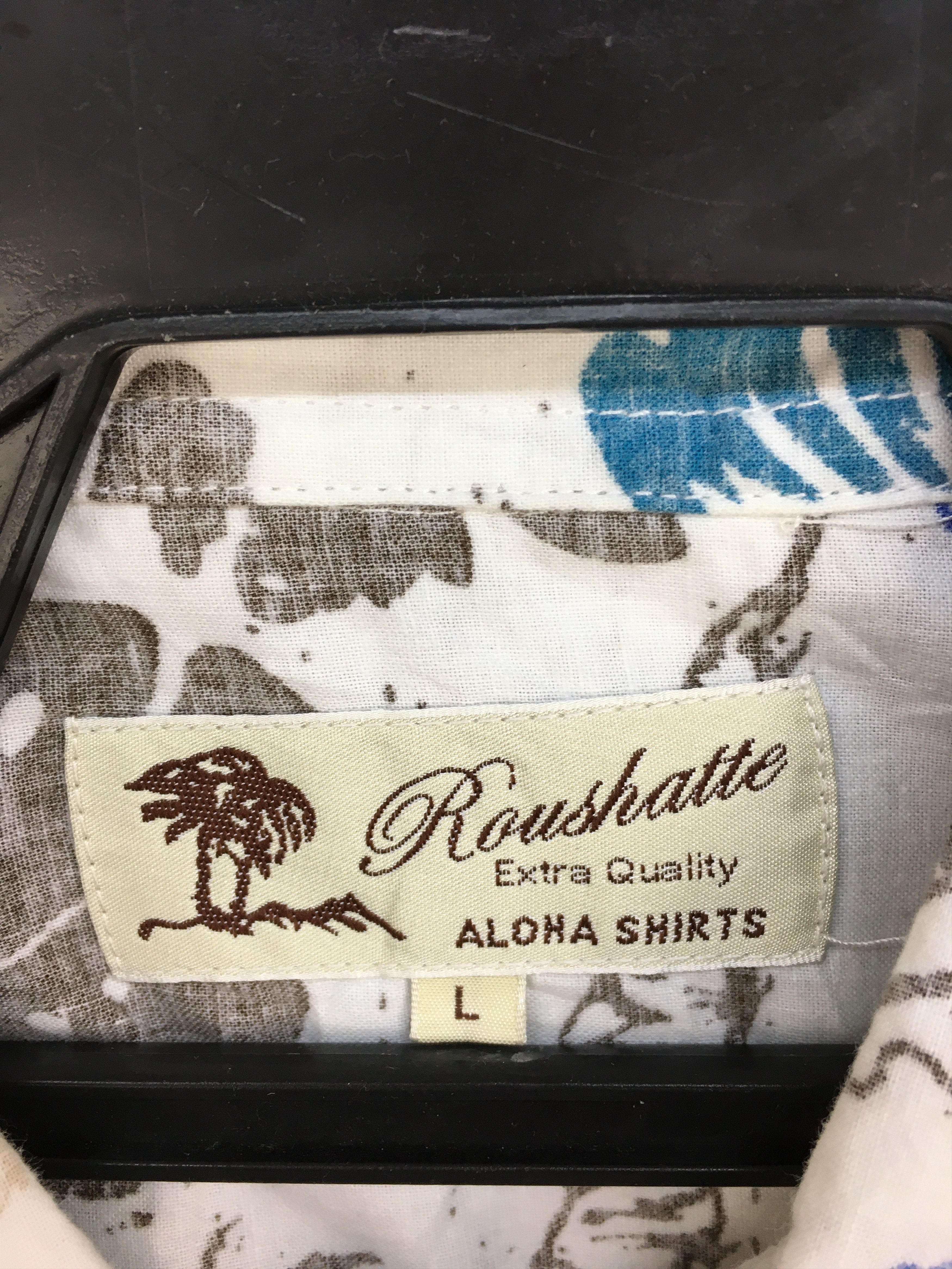 Japanese Brand Japanese Hawaiian ROUSHATTE Reverse Print Flowers Hula Size US M / EU 48-50 / 2 - 6 Thumbnail