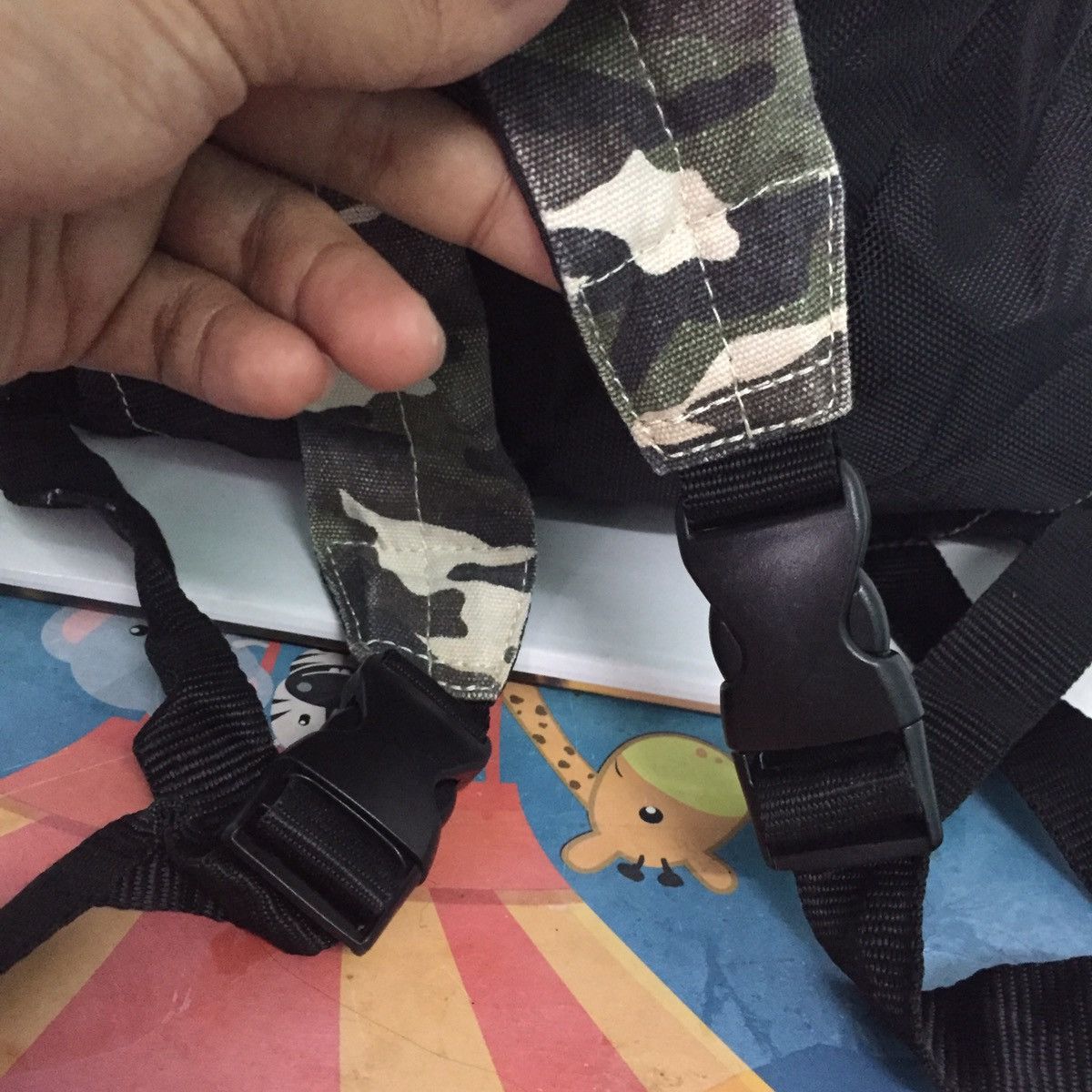 Japanese Brand Camo Army Printed Two Way Use Backpack/Tote Bag Size ONE SIZE - 6 Thumbnail