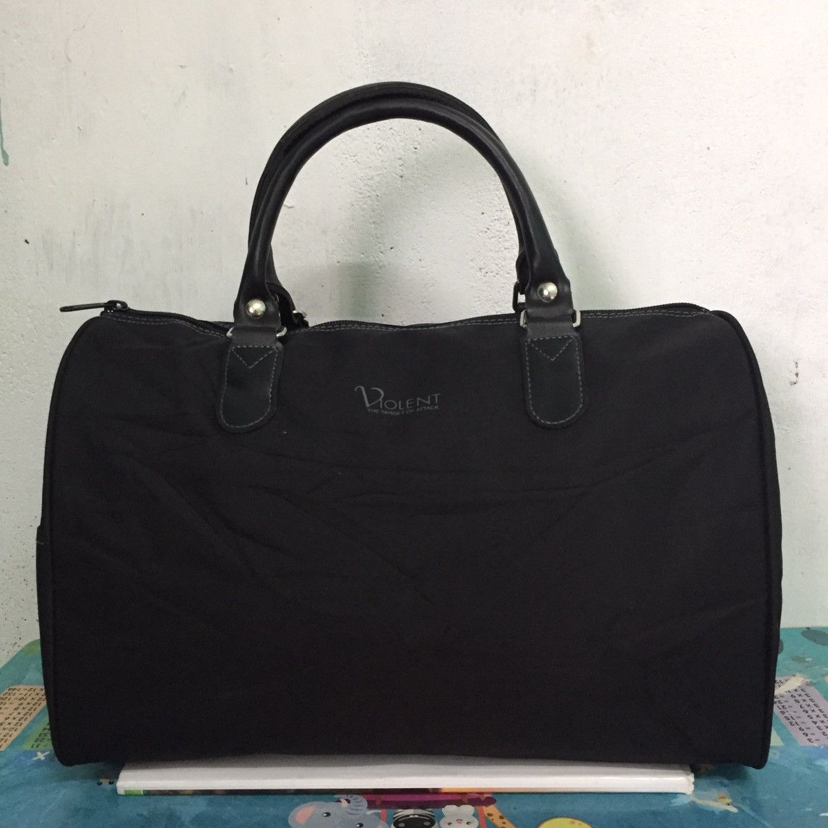 Japanese Brand Violent The Target Of Attack Carry Bag MADE IN JAPAN Size ONE SIZE - 1 Thumbnail