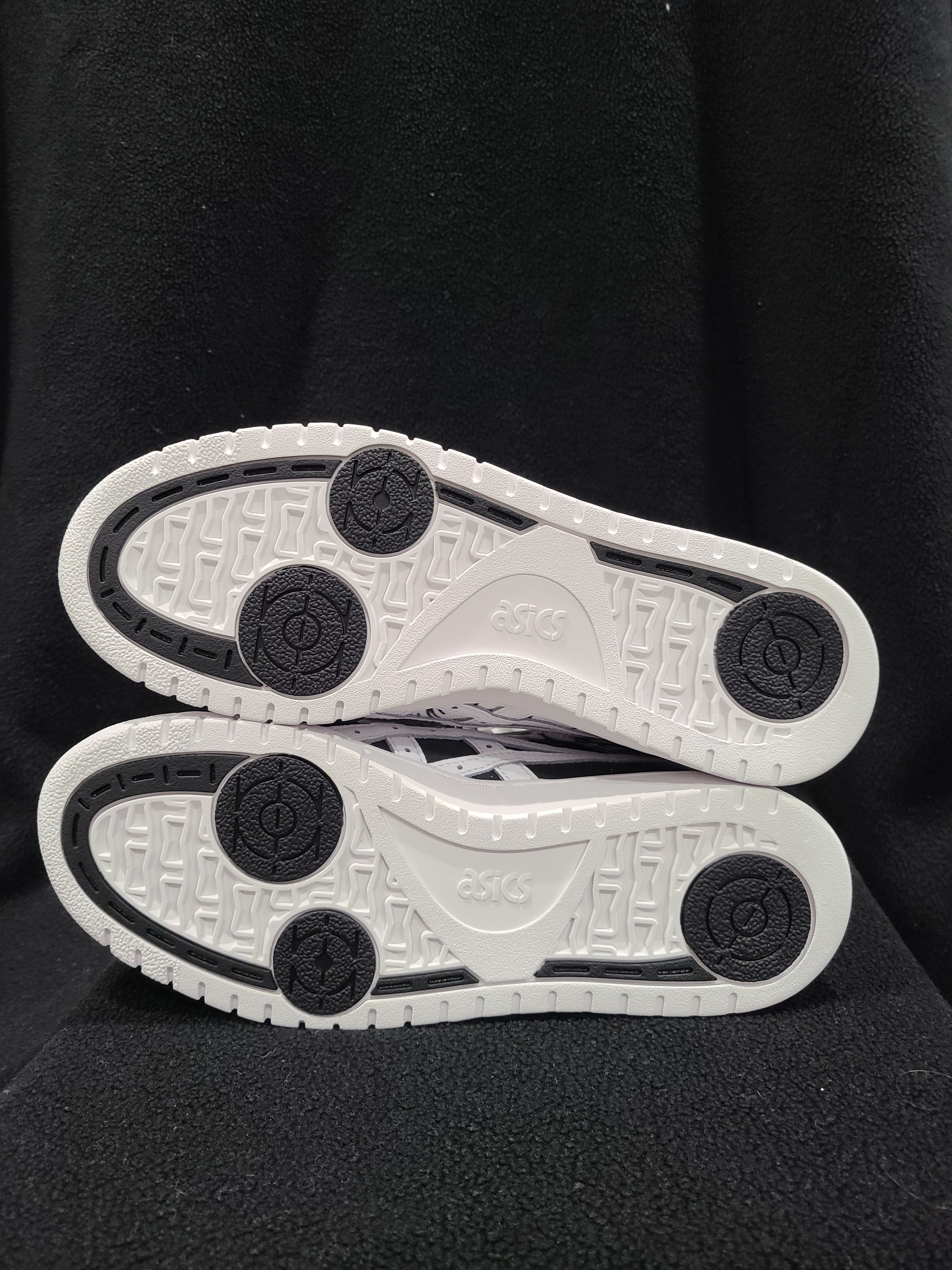 Asics × Disney ASICS Tiger Unisex GEL-PTG MT x Disney Shoes Size US 7 / EU 40 - 4 Thumbnail