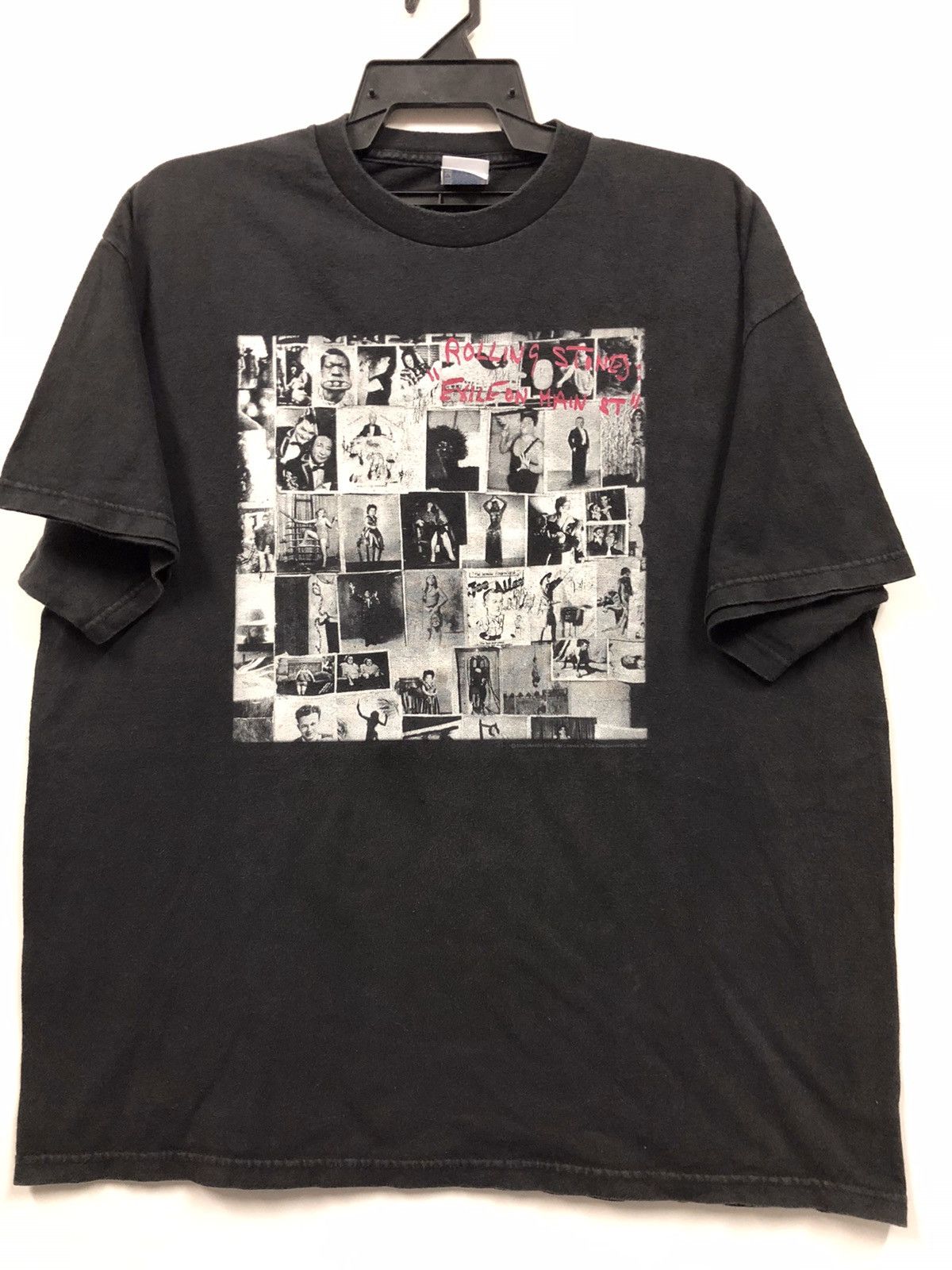 Band Tees Vintage Rolling Stone Exile On Main Street Faded Tee Size US XL / EU 56 / 4 - 1 Thumbnail