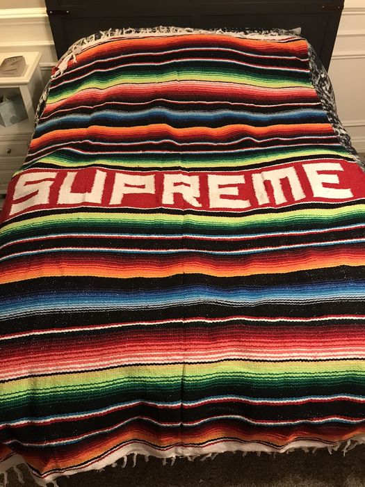 Supreme serape blanket hot sale multicolor