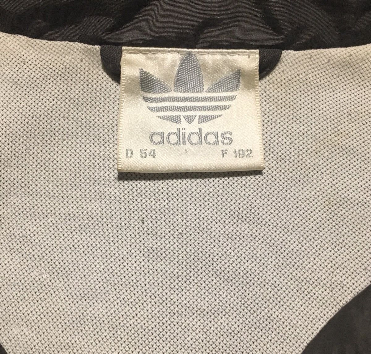 Adidas Vintage Adidas Tennis Jacket Size US L / EU 52-54 / 3 - 3 Thumbnail