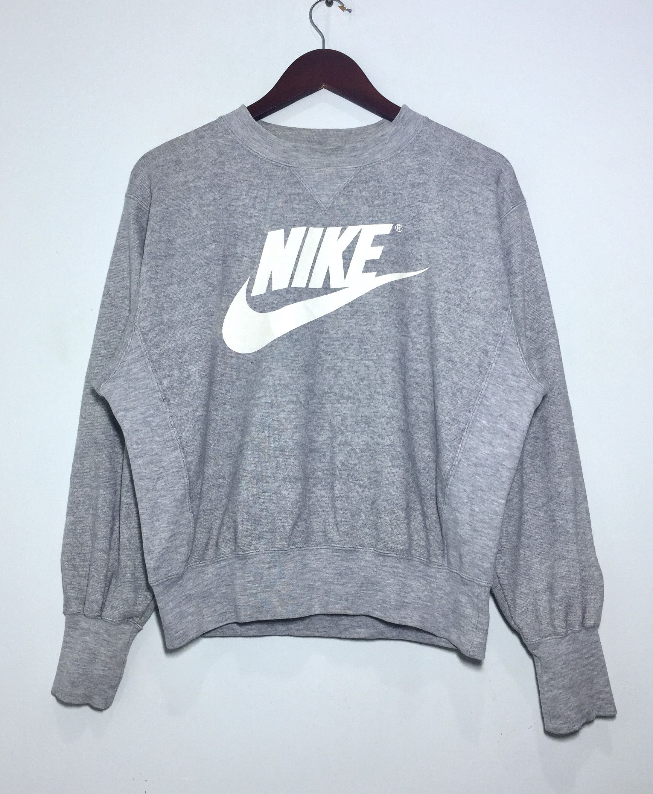 Nike Nike 80s Sweatshirt Free Shipping | Grailed